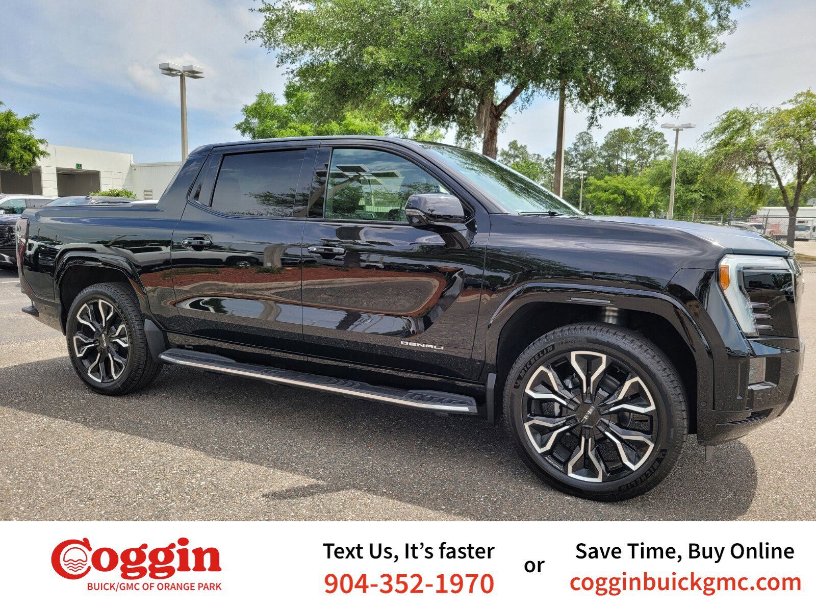 2025 GMC Sierra EV Denali's photo