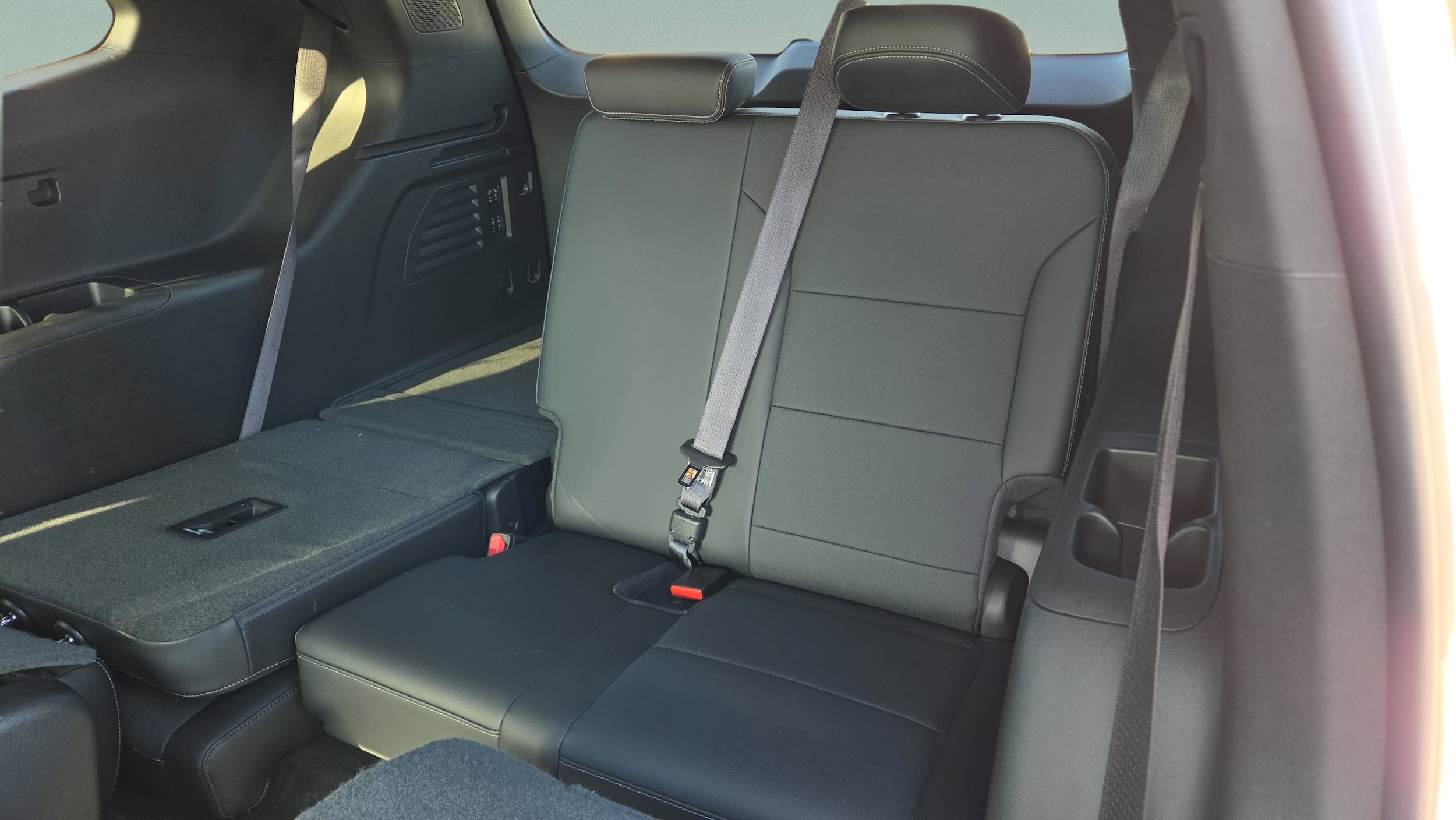 2025 Buick Enclave Preferred - Photo 24