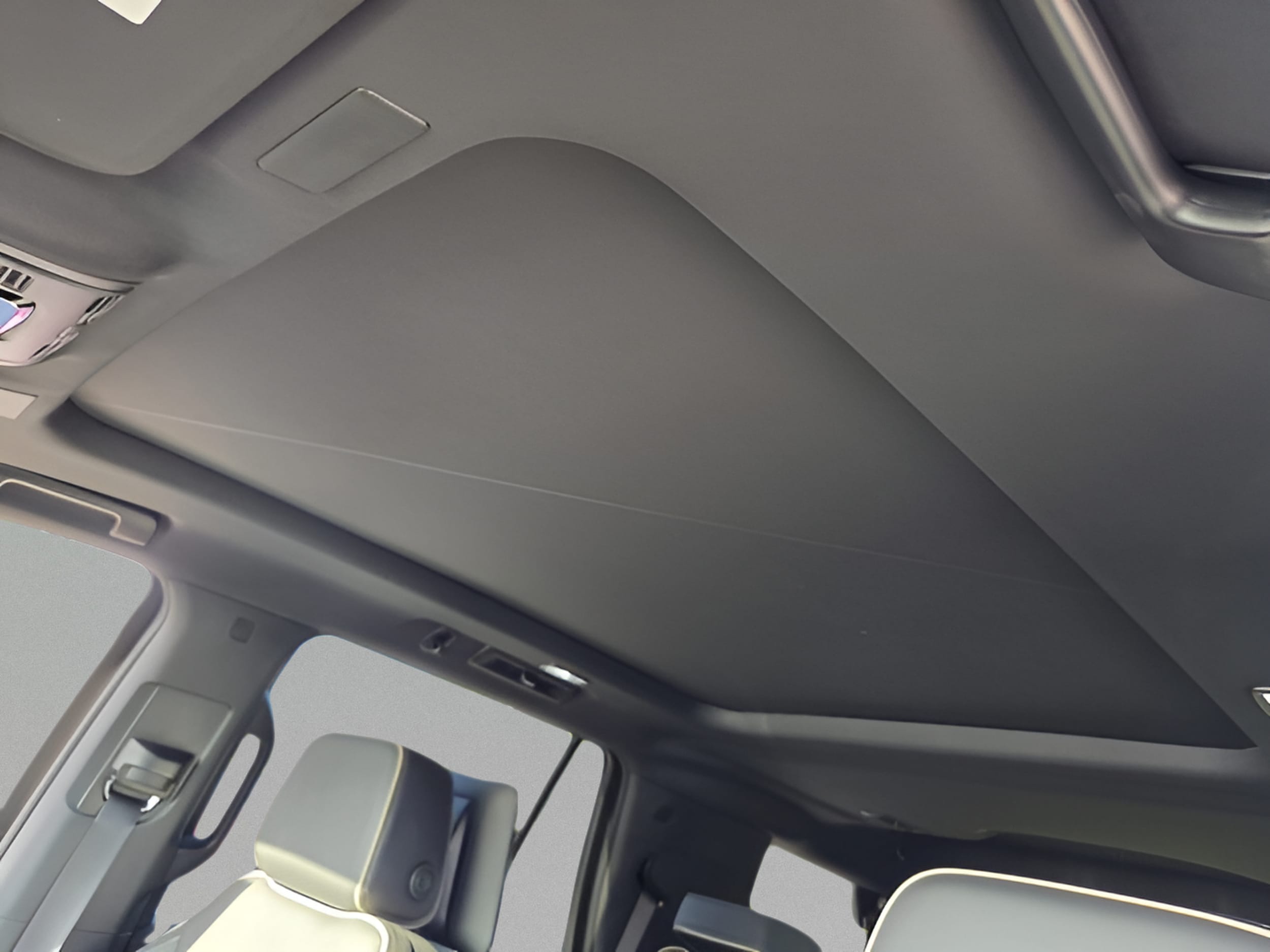 2026 Chevrolet Tahoe Premier - Photo 18