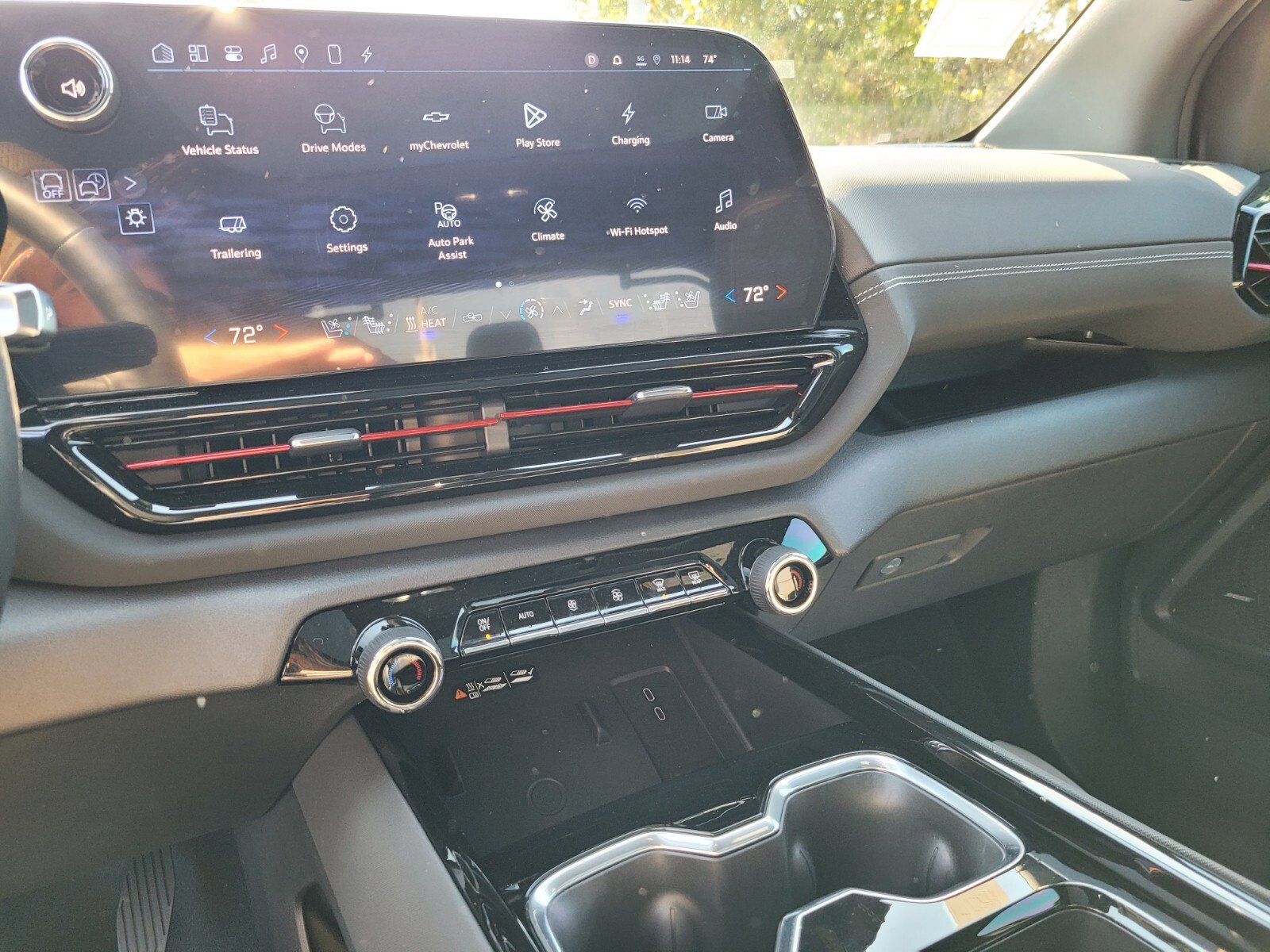 2026 Chevrolet Silverado EV Trail Boss photo 2