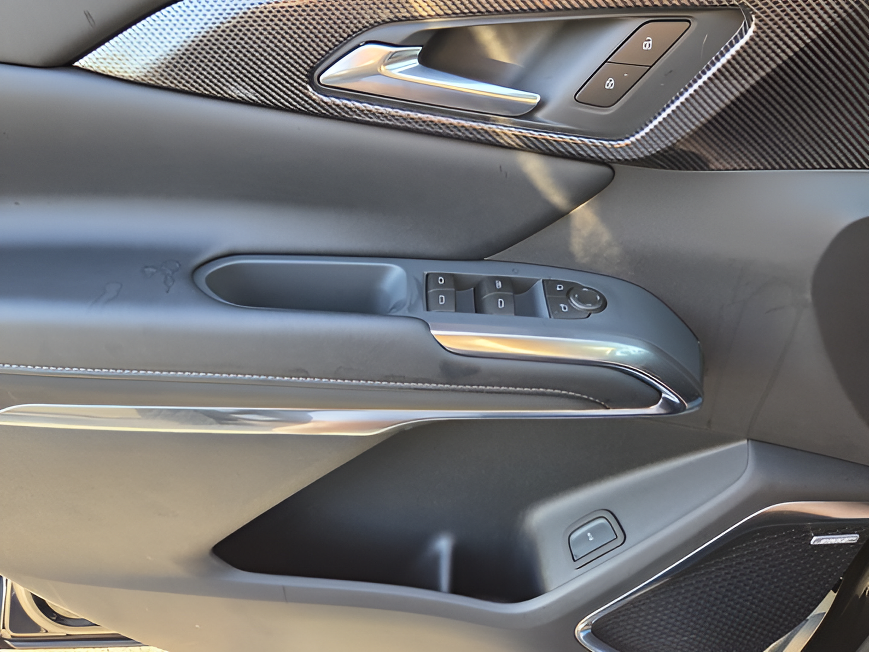 2027 Chevrolet Traverse Z71 - Photo 29