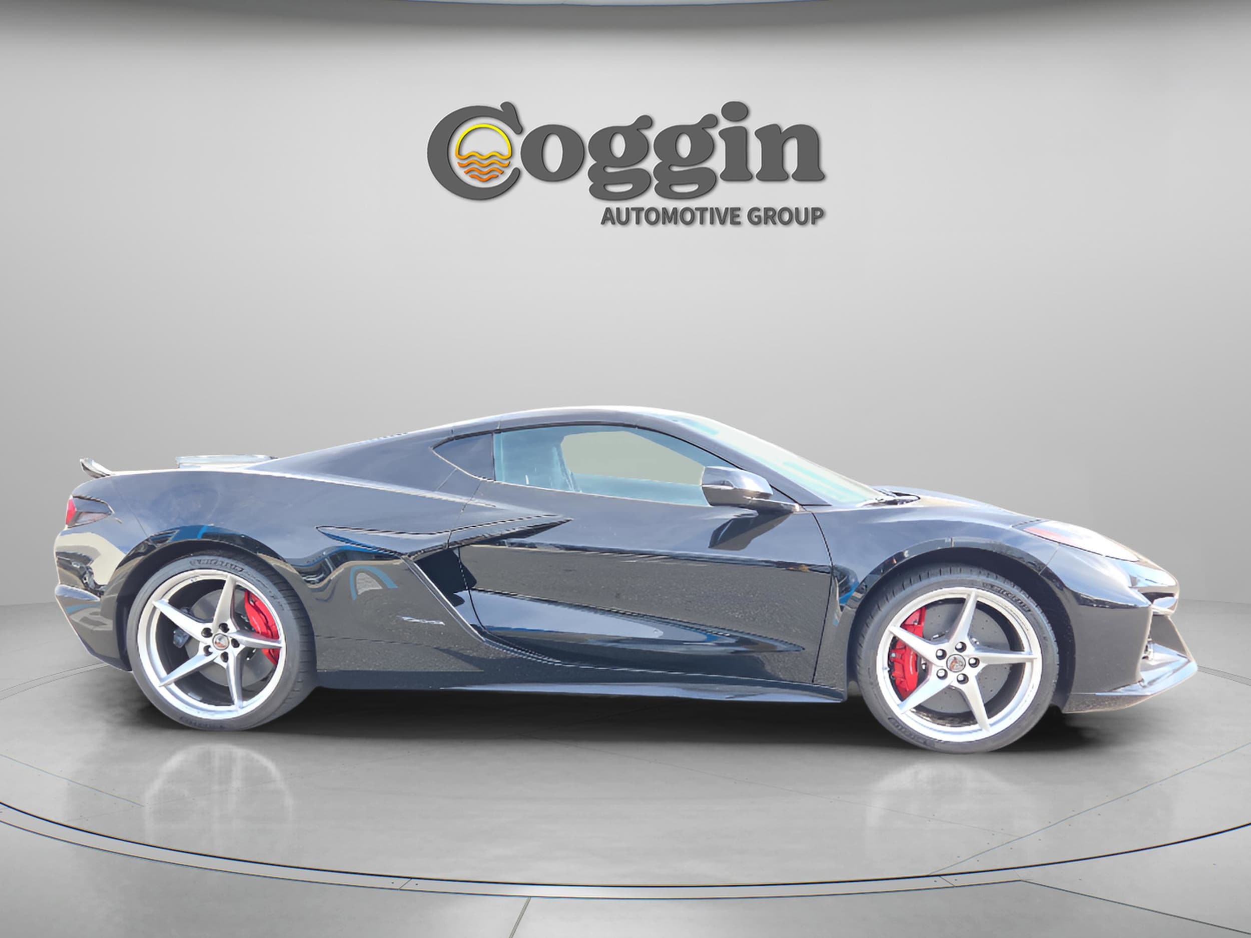 2025 Chevrolet Corvette 3LZ - Photo 8