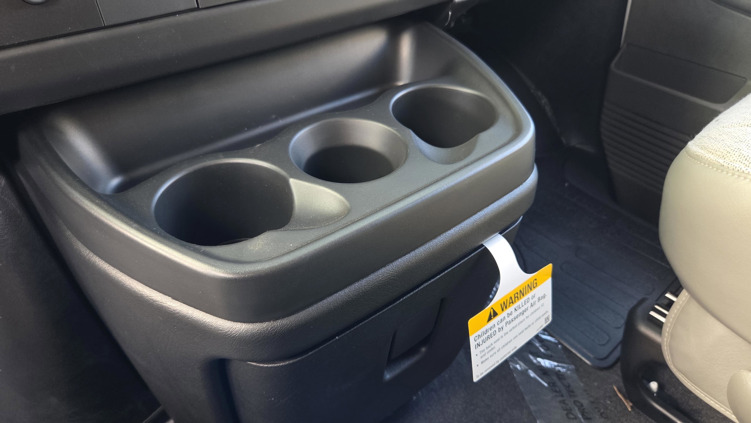 2026 Chevrolet Express Passenger LT - Photo 22