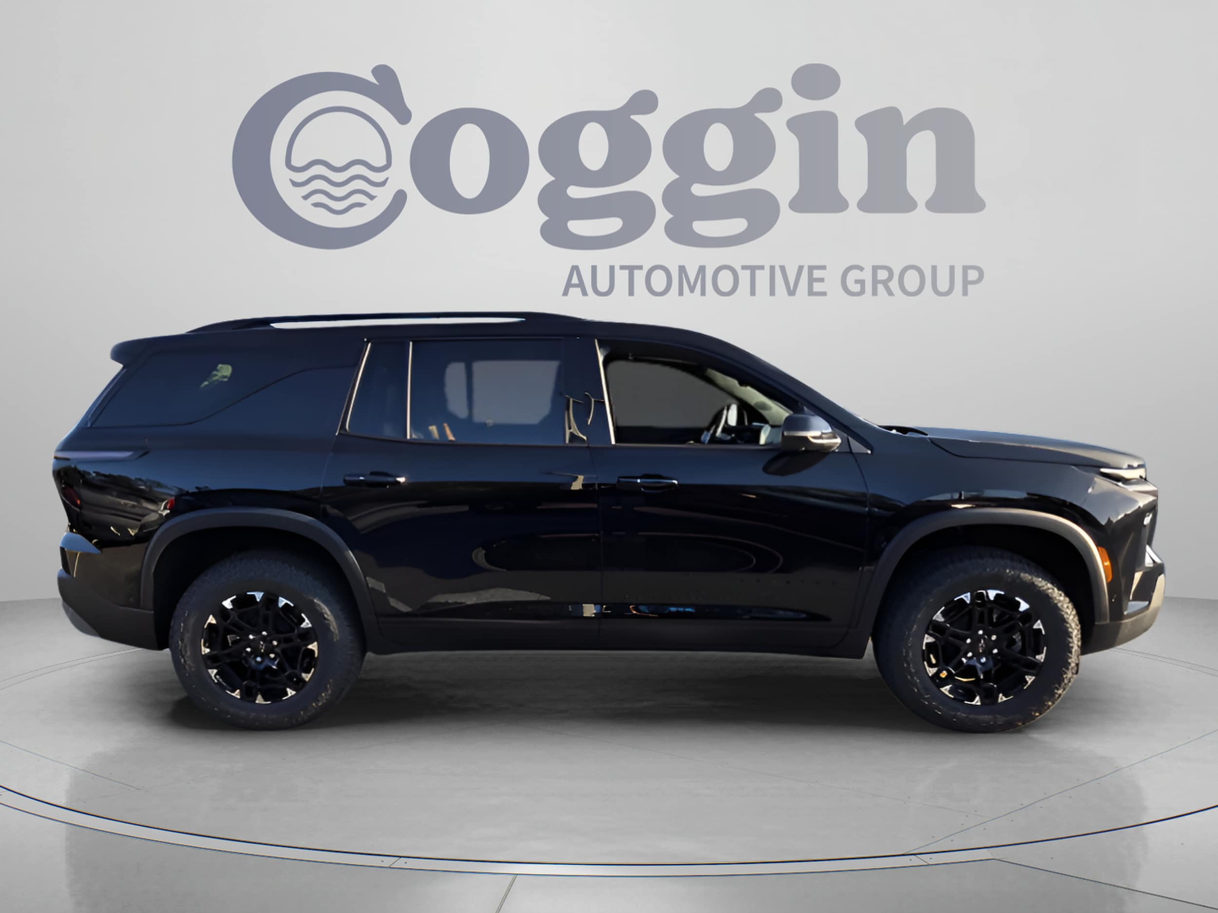 2027 Chevrolet Traverse Z71 - Photo 7