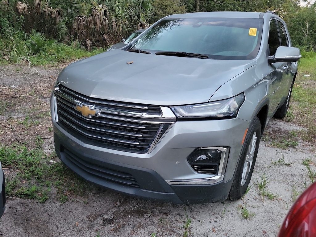 Used 2023 Chevrolet Traverse LT Cloth SUV