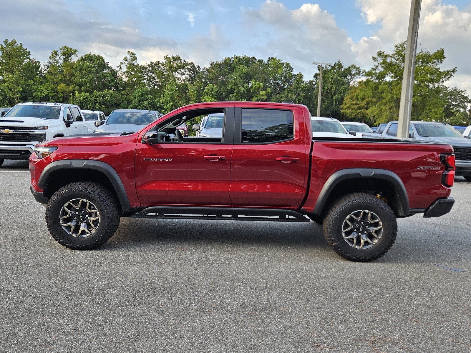 2026 Chevrolet Colorado ZR2 photo 3
