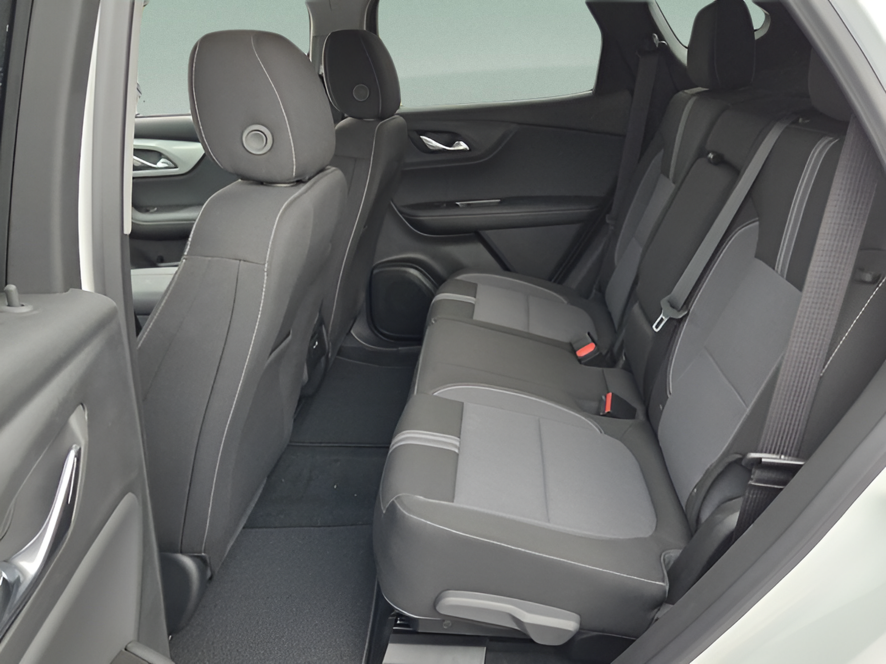 2026 Chevrolet Blazer 2LT - Photo 11