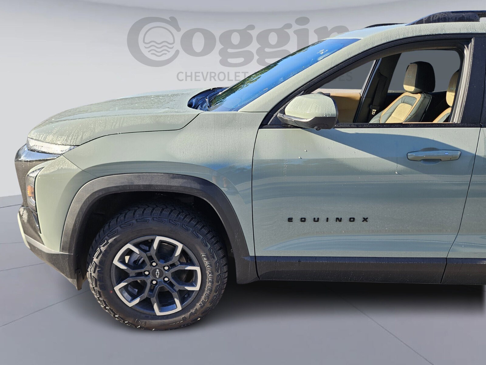 2026 Chevrolet Equinox ACTIV photo 2