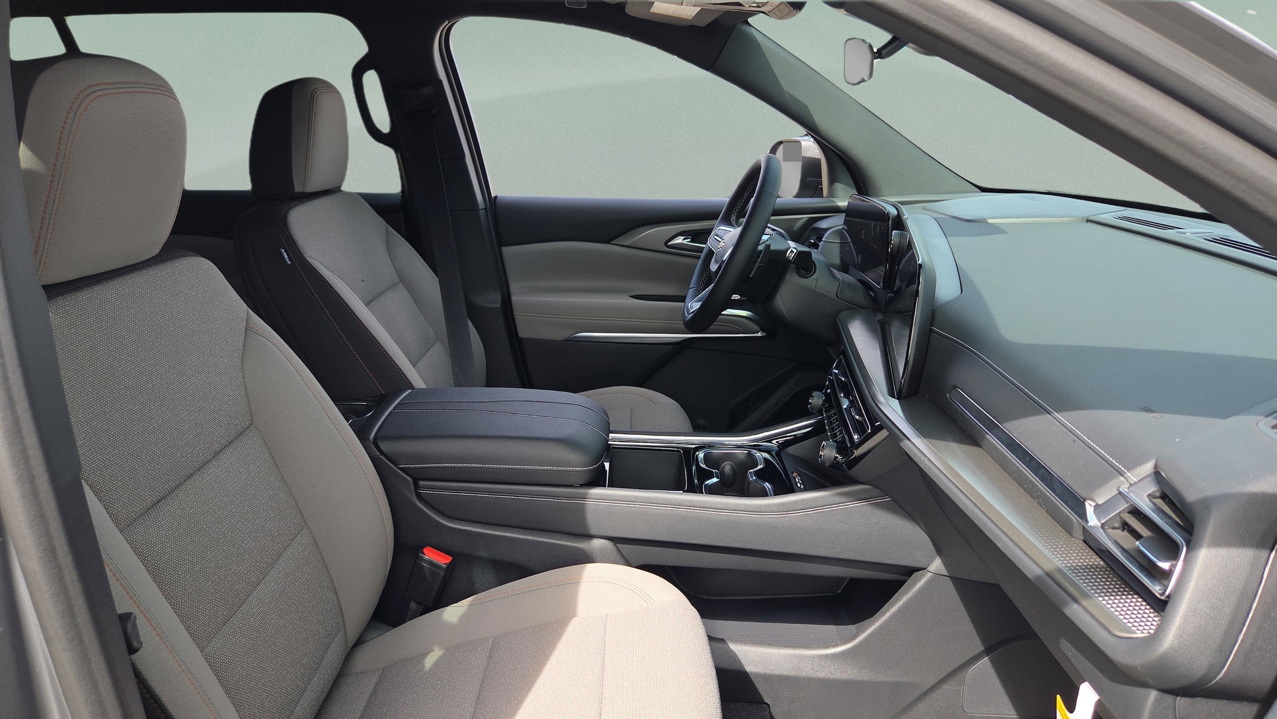 2026 Chevrolet Traverse LT - Photo 25
