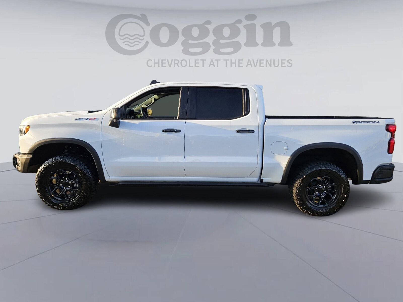2024 Chevrolet Silverado 1500 ZR2 photo 3