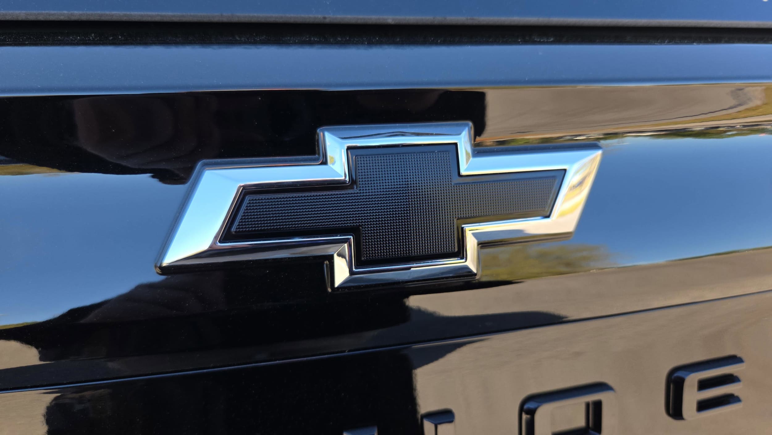 2026 Chevrolet Tahoe LT - Photo 10