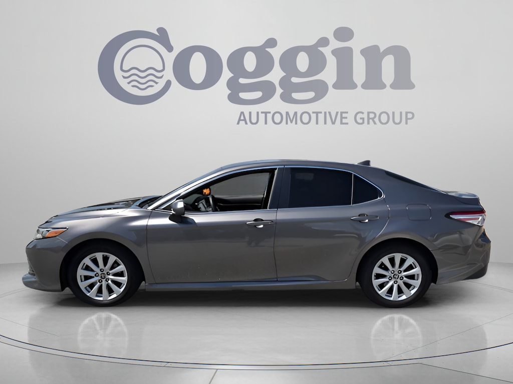 Used 2020 Toyota Camry LE Sedan