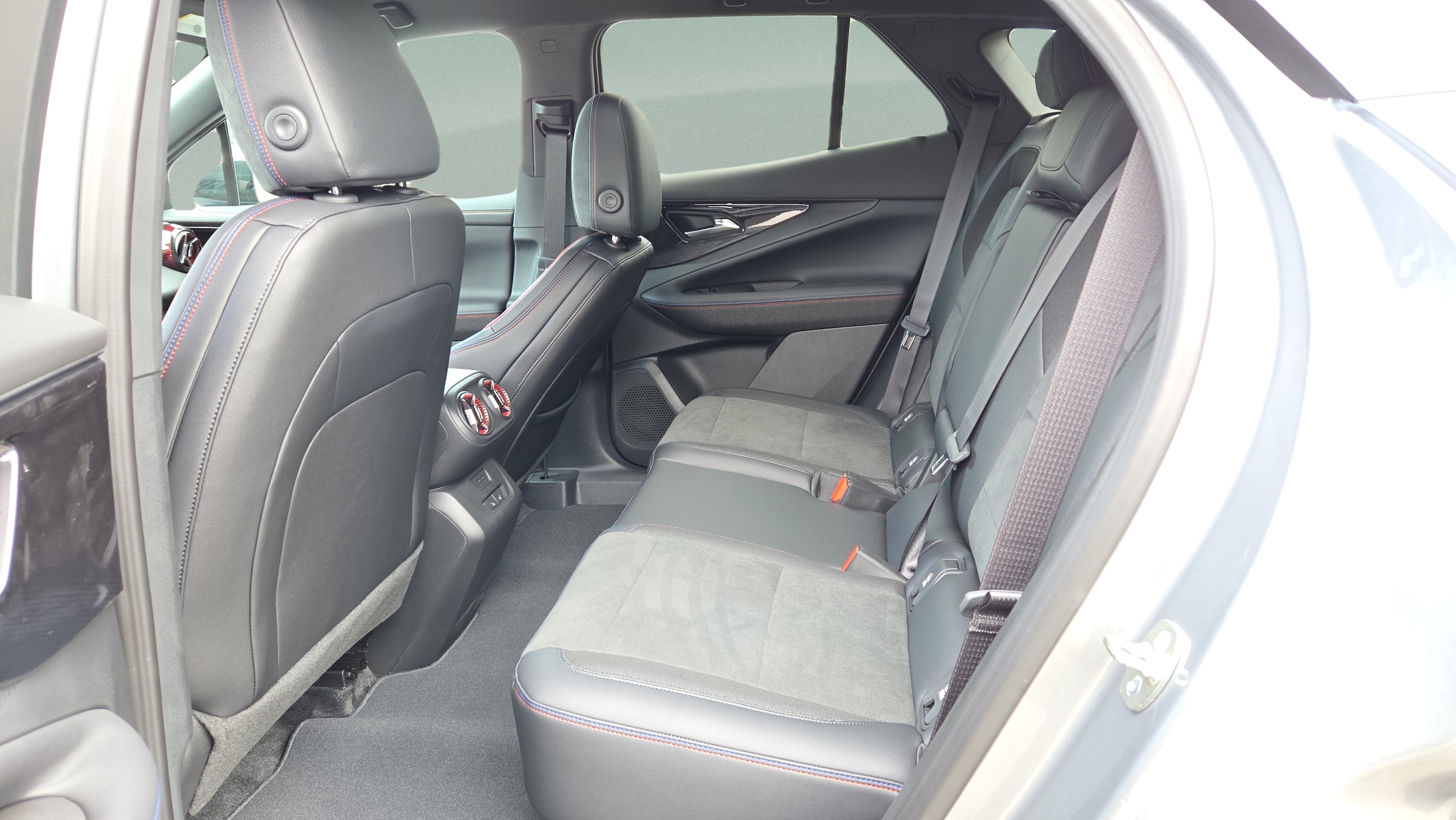 2026 Chevrolet Blazer EV RS - Photo 22