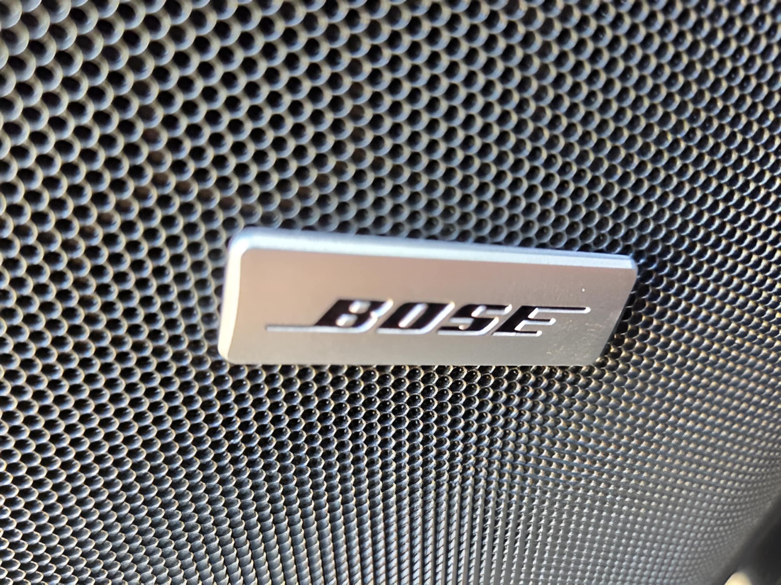 2026 Chevrolet Suburban Z71 - Photo 36