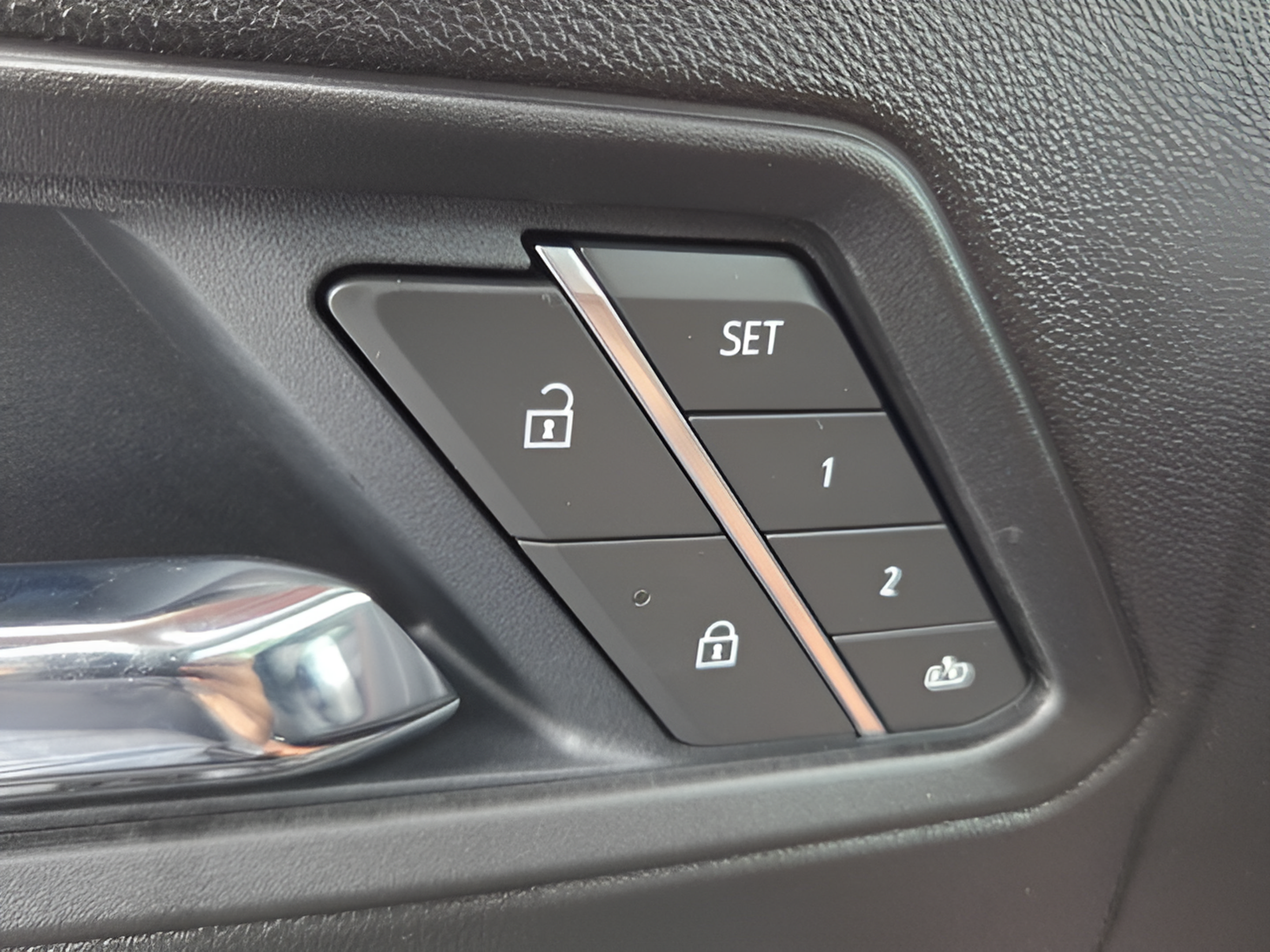2026 Chevrolet Colorado Z71 - Photo 32