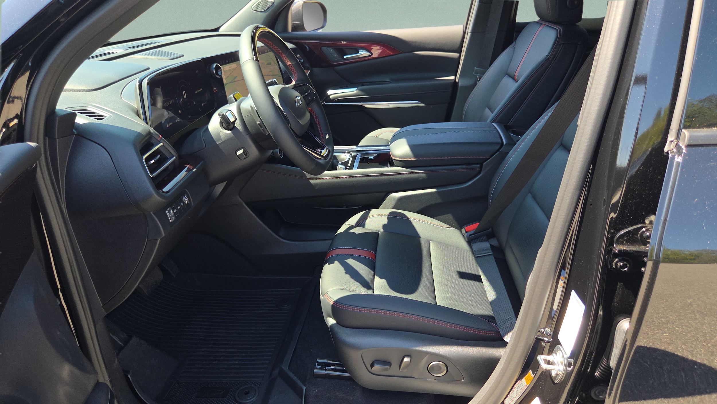 2026 Chevrolet Traverse RS - Photo 11