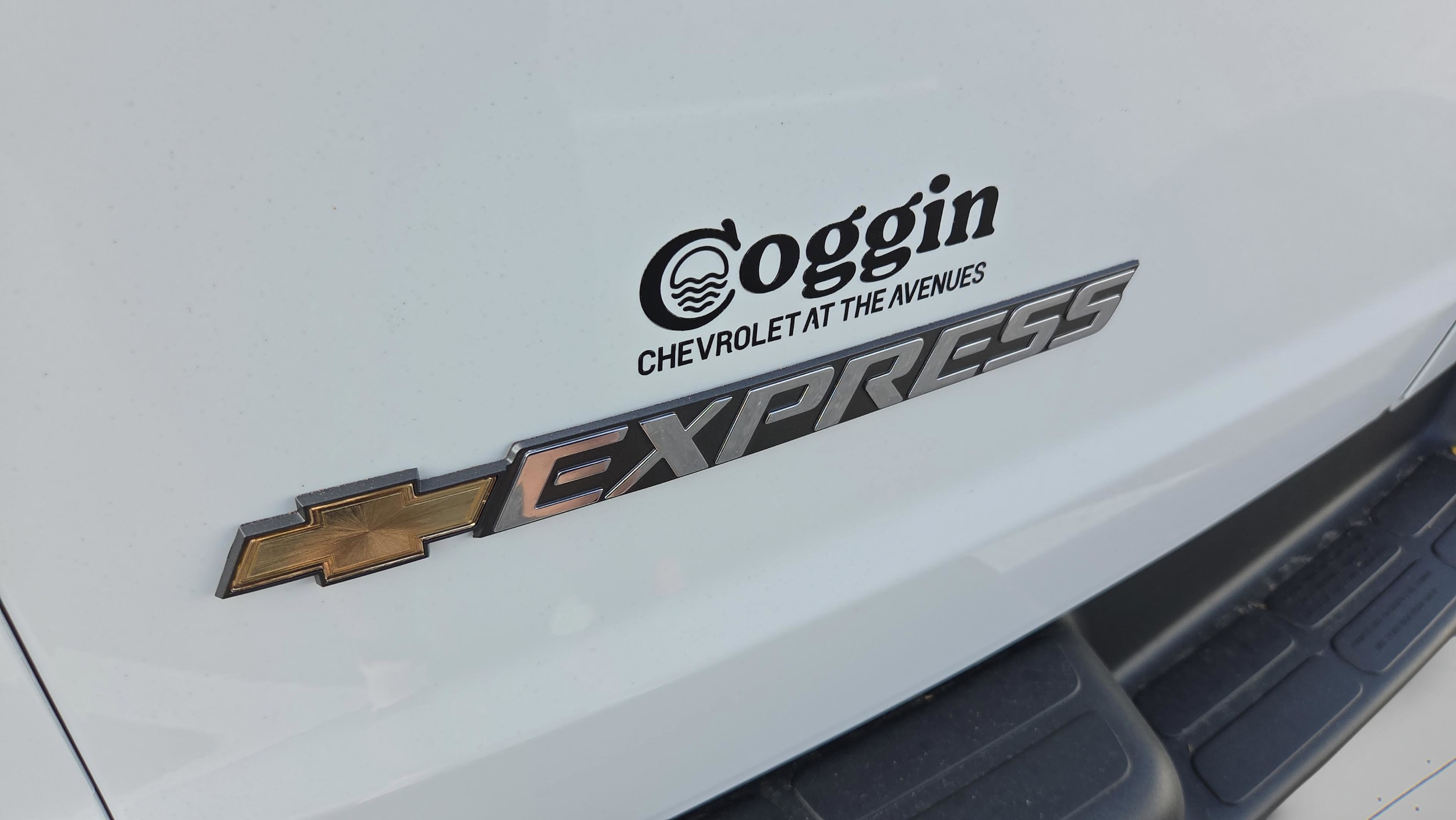 2026 Chevrolet Express Passenger LT - Photo 30