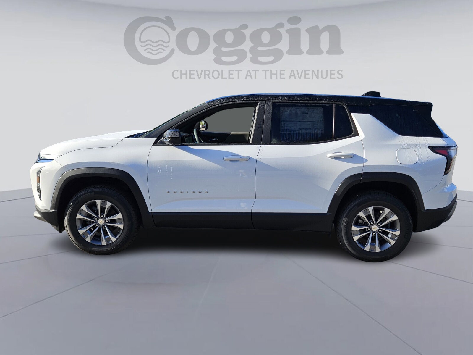 2026 Chevrolet Equinox LT photo 3