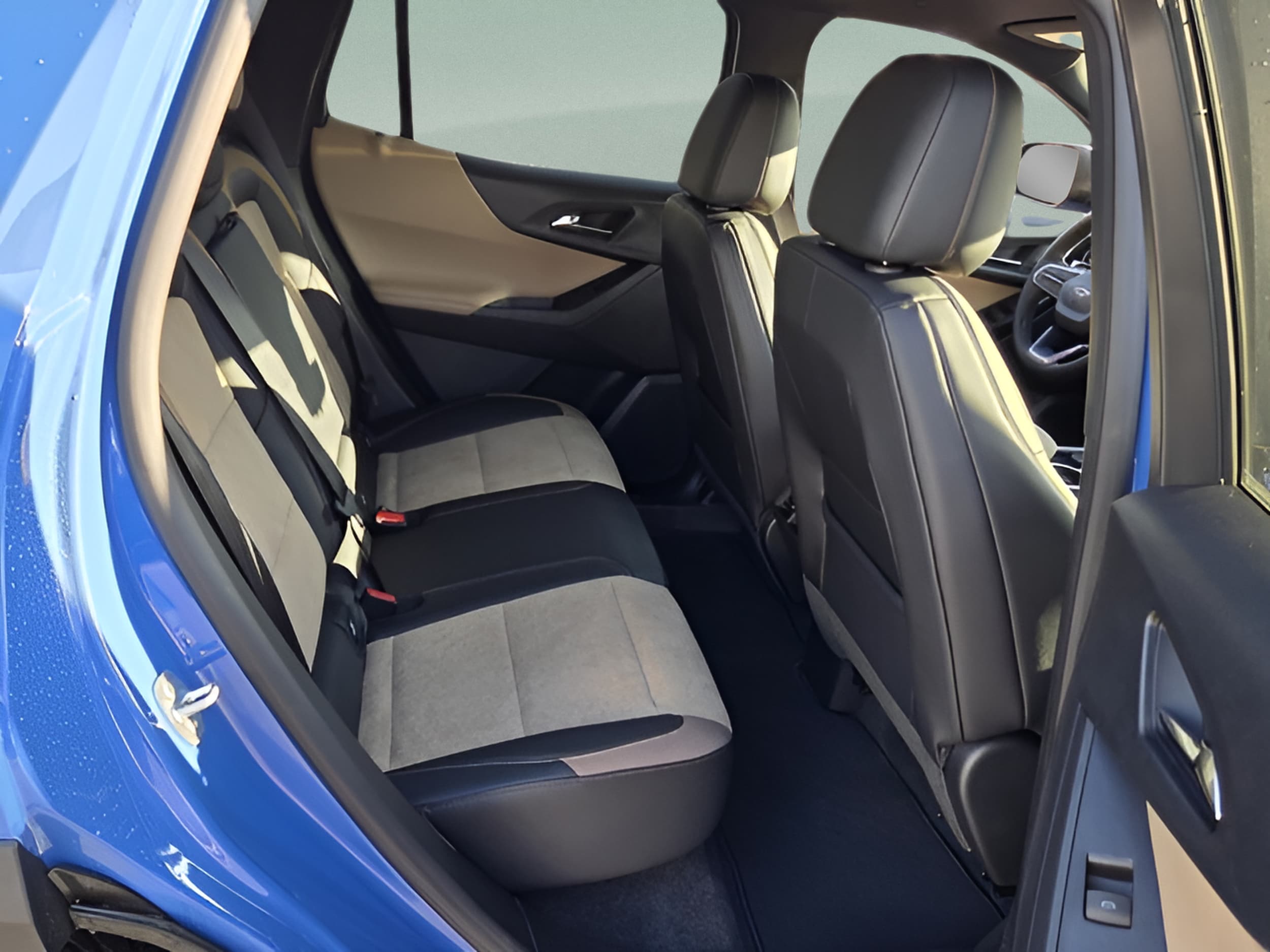 2027 Chevrolet Equinox ACTIV - Photo 15