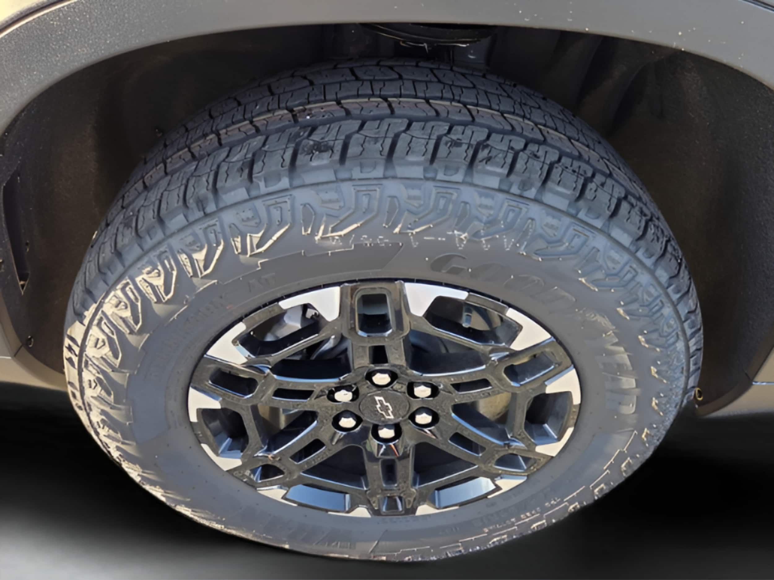 2027 Chevrolet Traverse Z71 - Photo 31