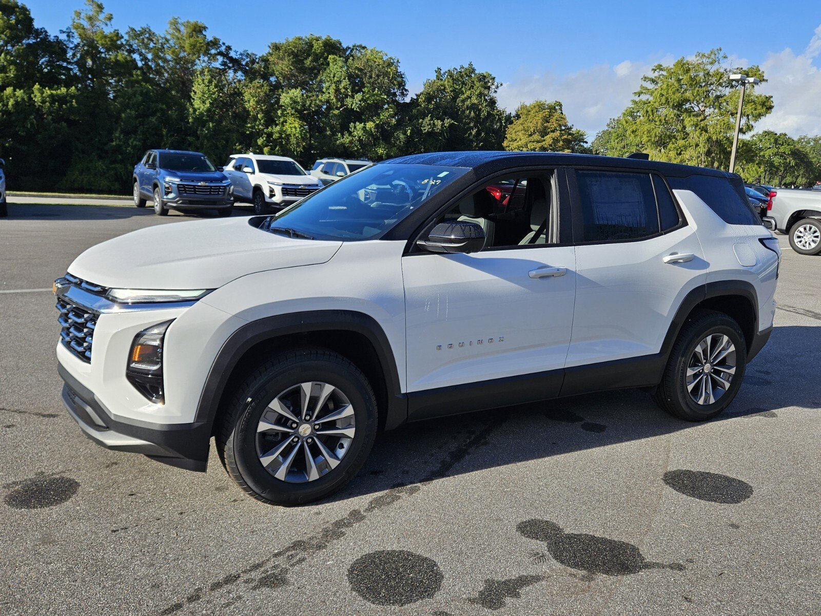 2026 Chevrolet Equinox LT's photo