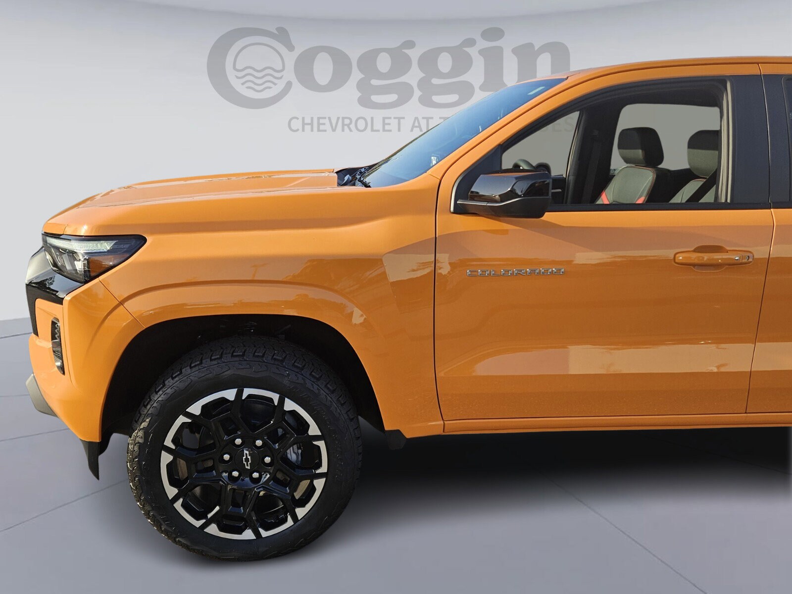 2026 Chevrolet Colorado Z71 photo 2