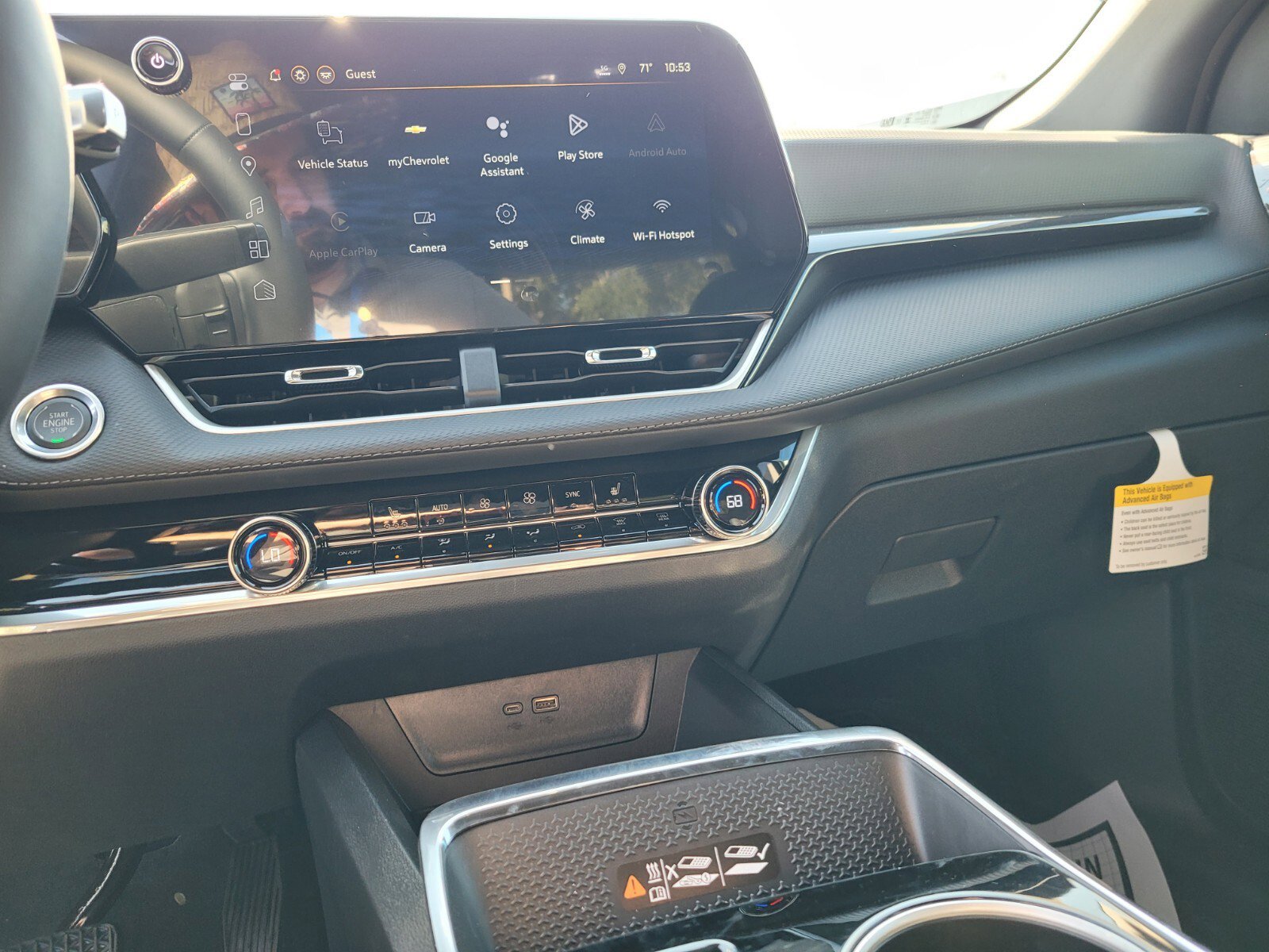 2026 Chevrolet Equinox LT photo 2