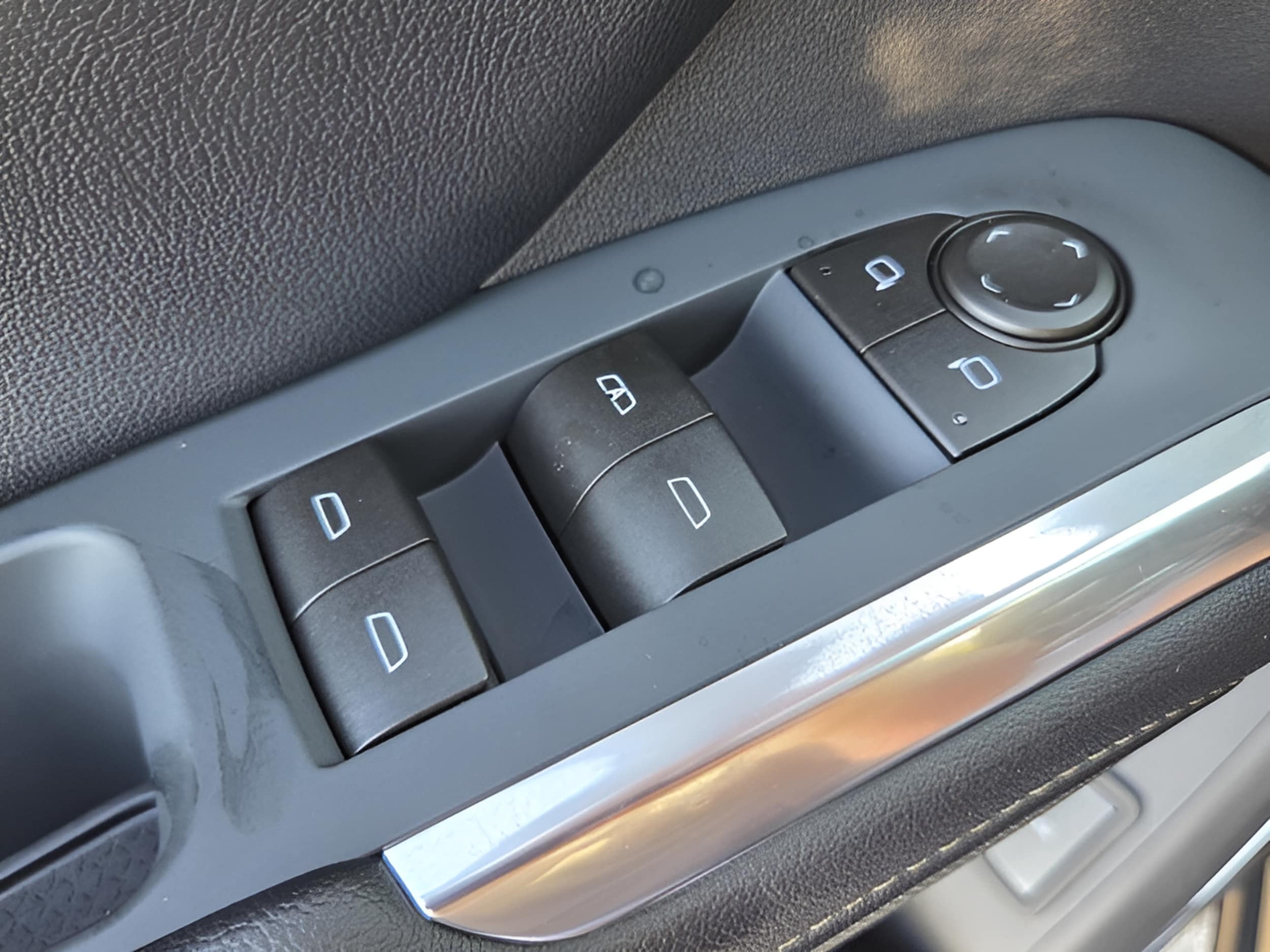 2027 Chevrolet Traverse Z71 - Photo 30