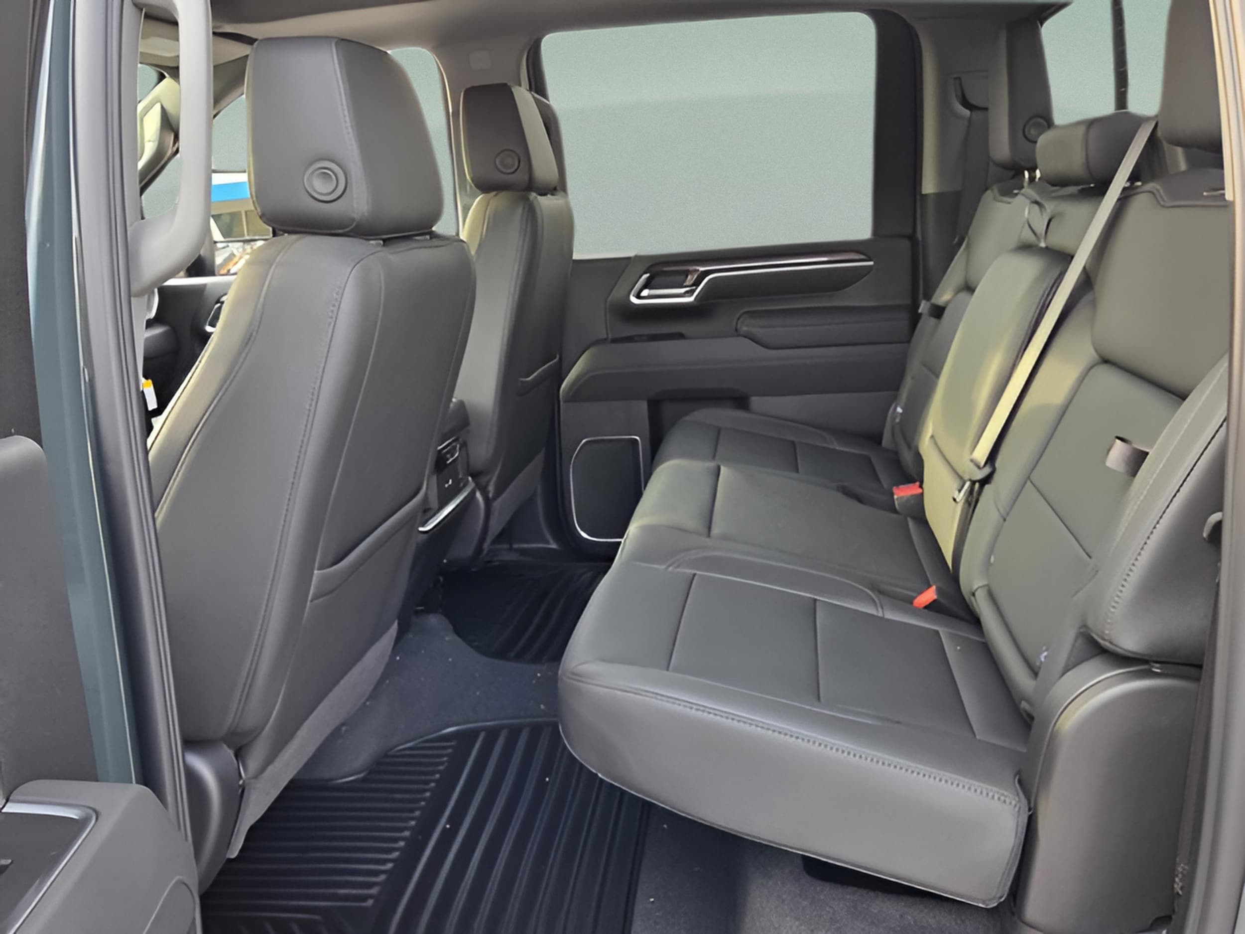 2026 Chevrolet Silverado 2500 HD LTZ - Photo 11