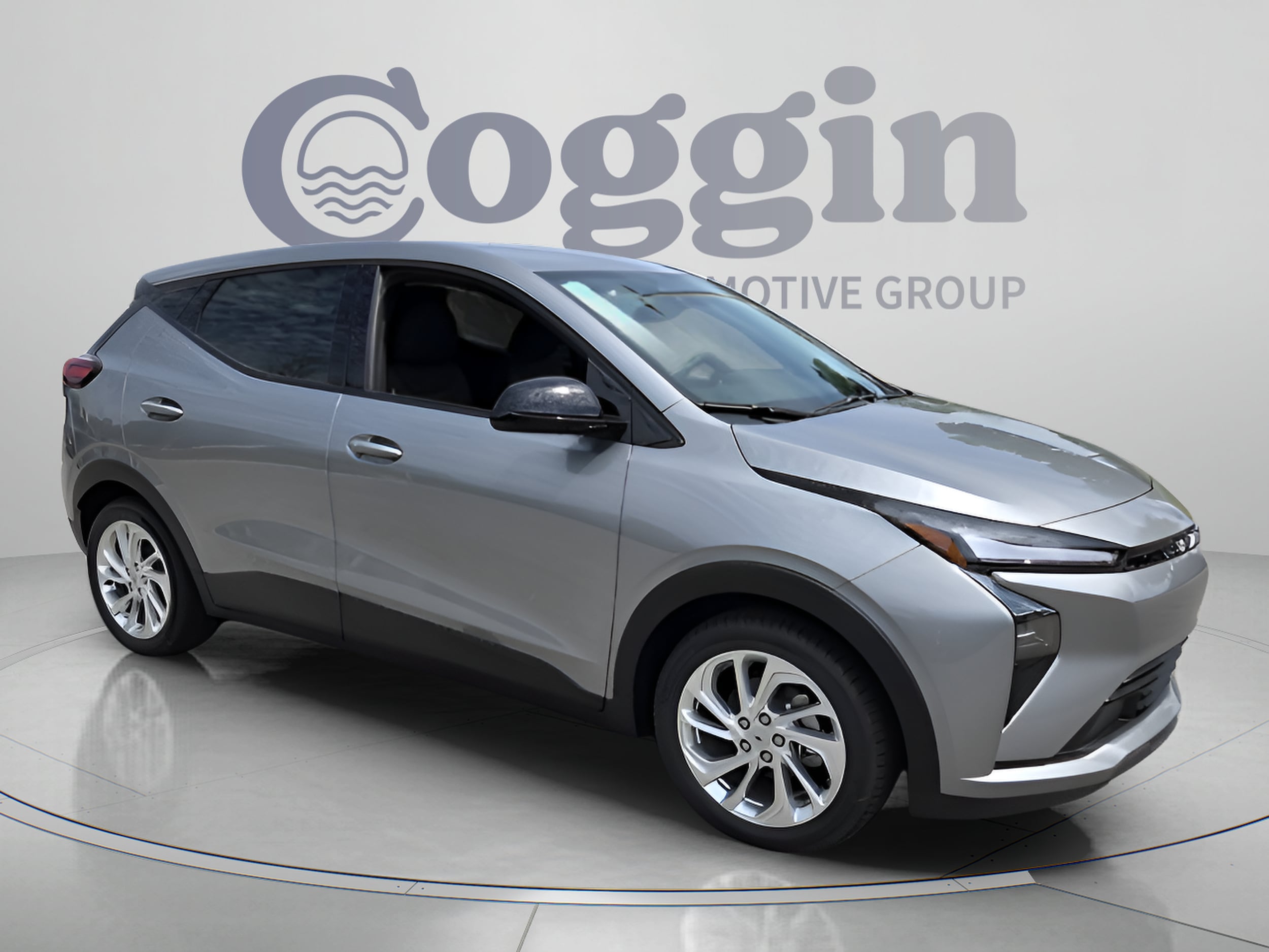 2027 Chevrolet Bolt LT - Photo 8