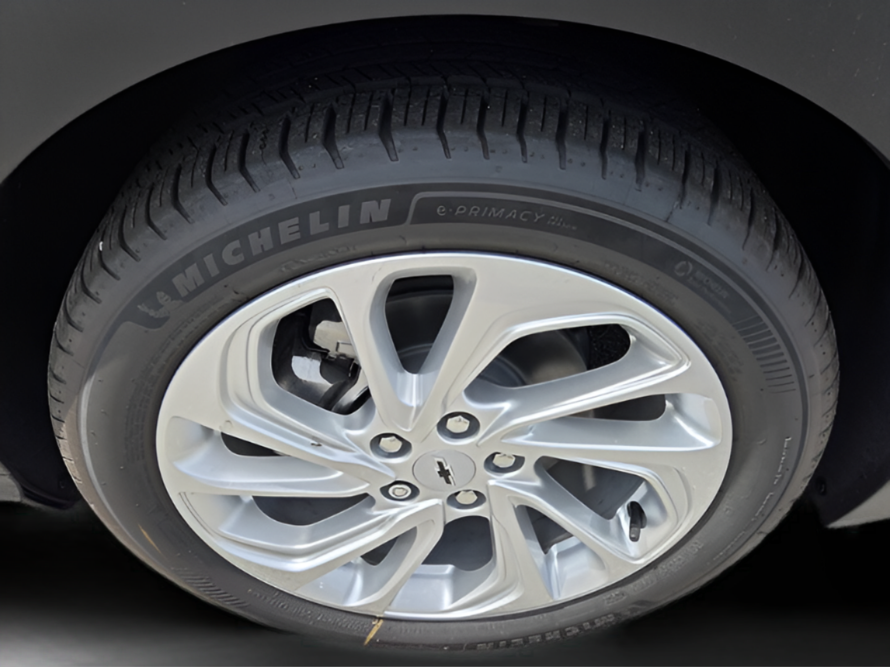 2027 Chevrolet Bolt LT - Photo 32
