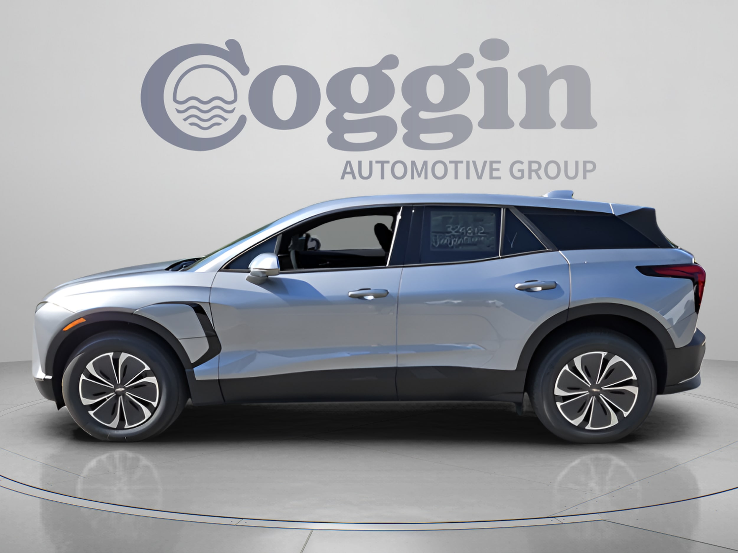 2025 Chevrolet Blazer EV LT - Photo 4