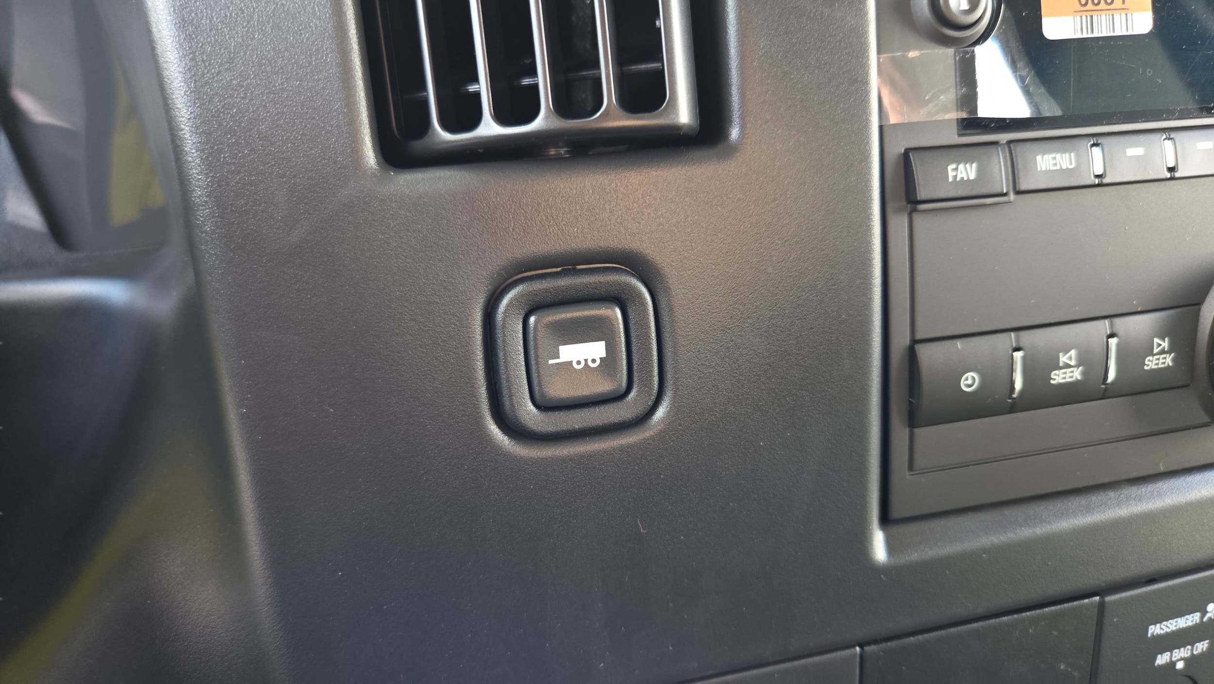 2026 Chevrolet Express Passenger LT - Photo 20