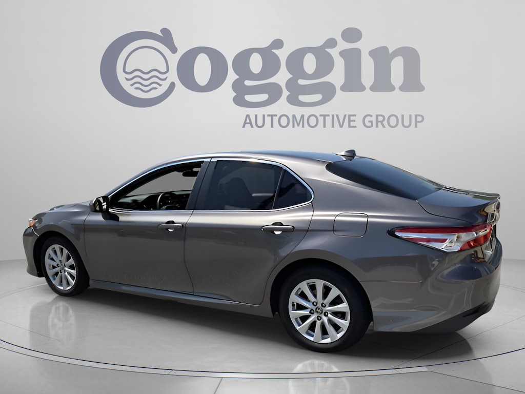 Used 2020 Toyota Camry LE Sedan