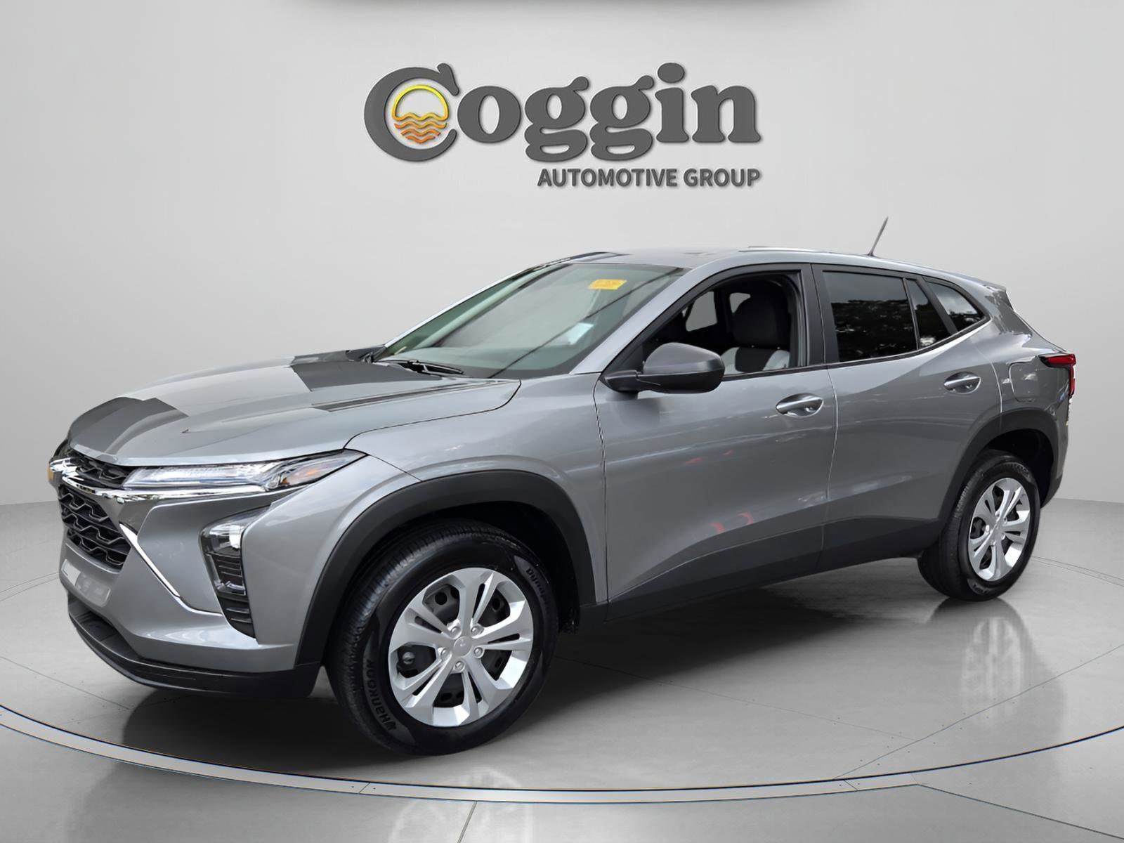 2025 Chevrolet Trax LS's photo