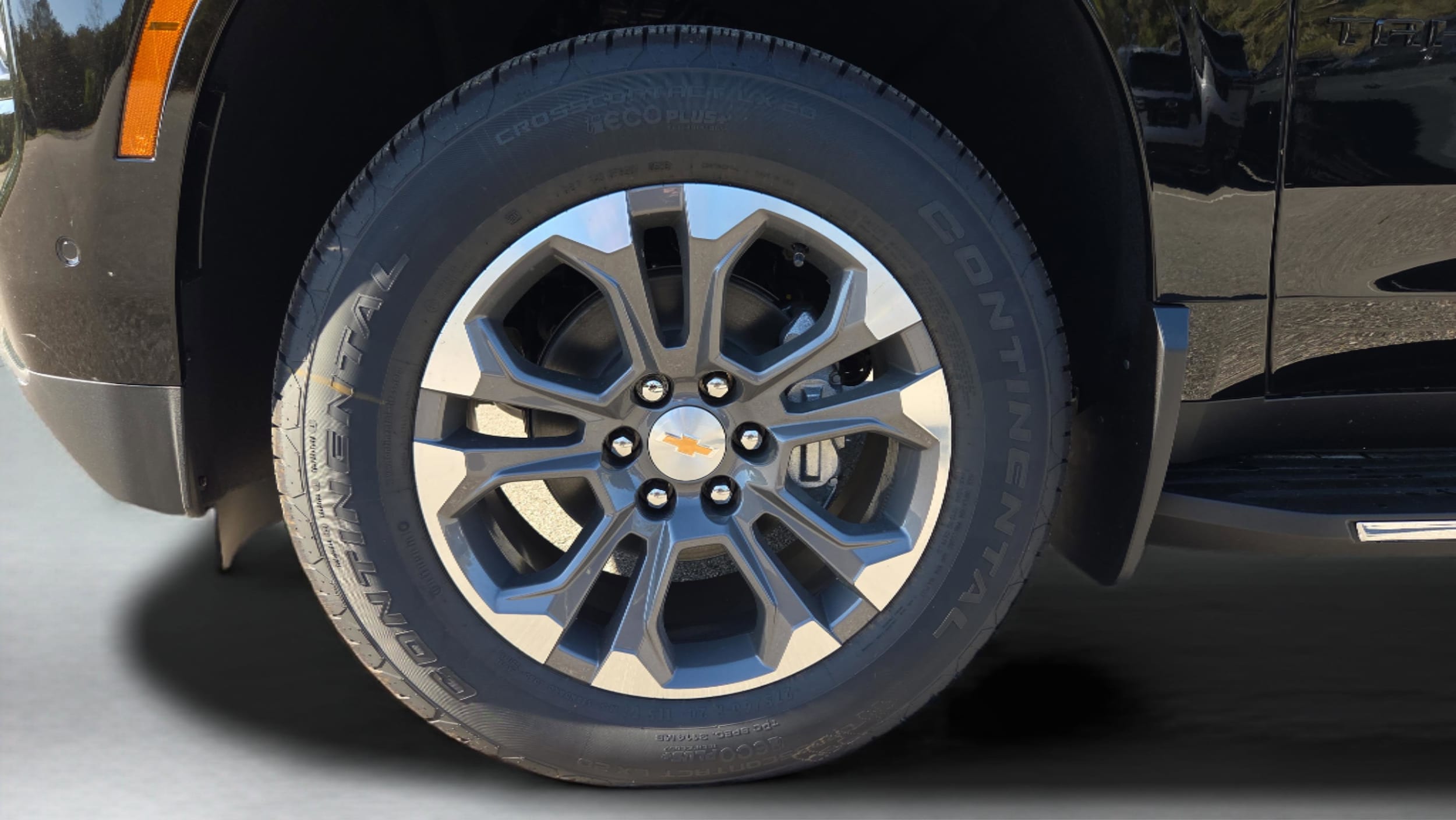 2026 Chevrolet Tahoe LT - Photo 13
