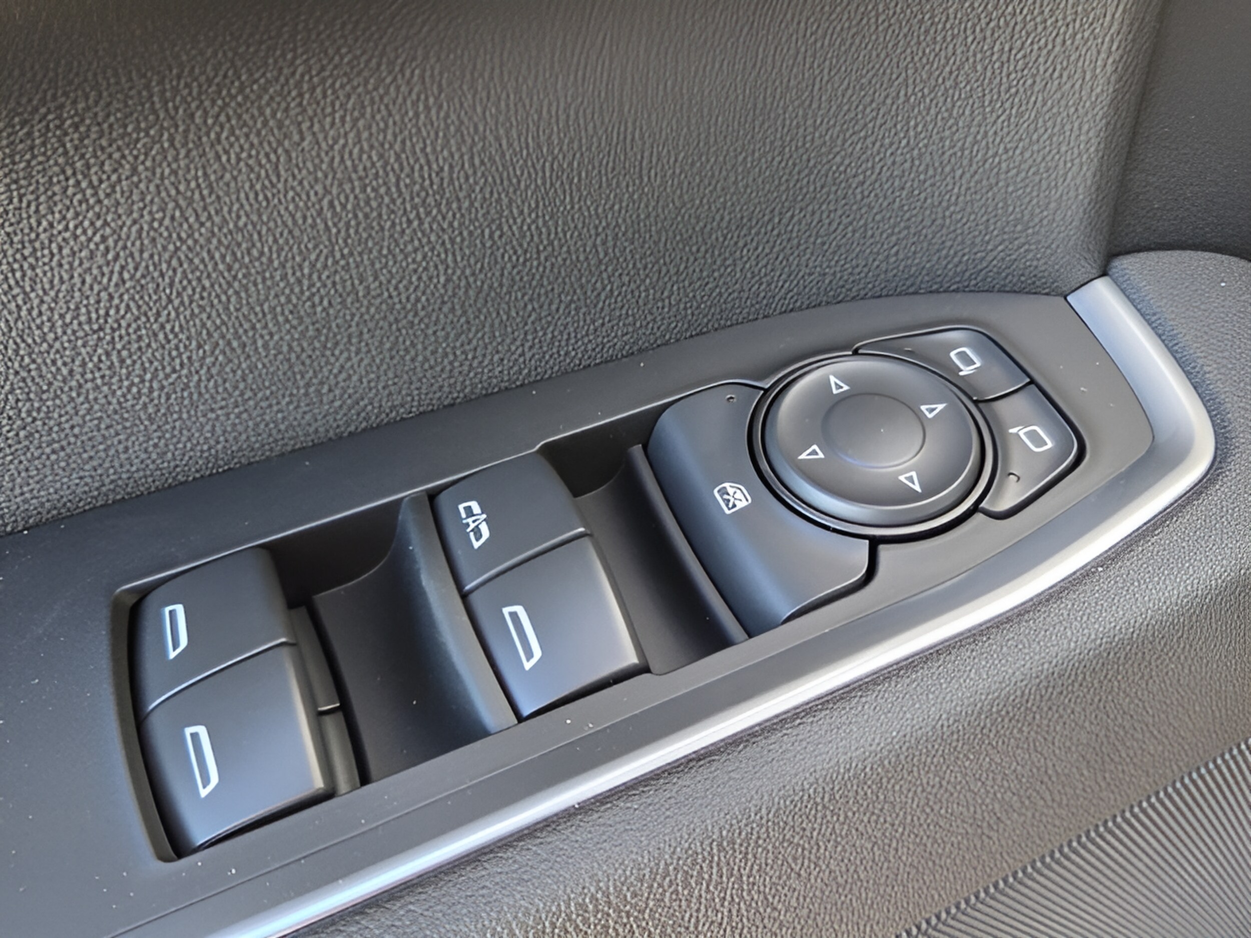 2026 Chevrolet Silverado 1500 RST - Photo 29