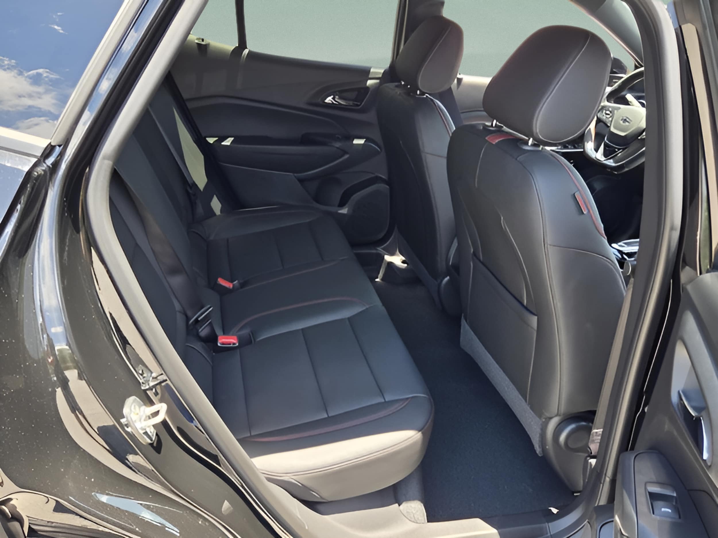 2026 Chevrolet Trax RS - Photo 15