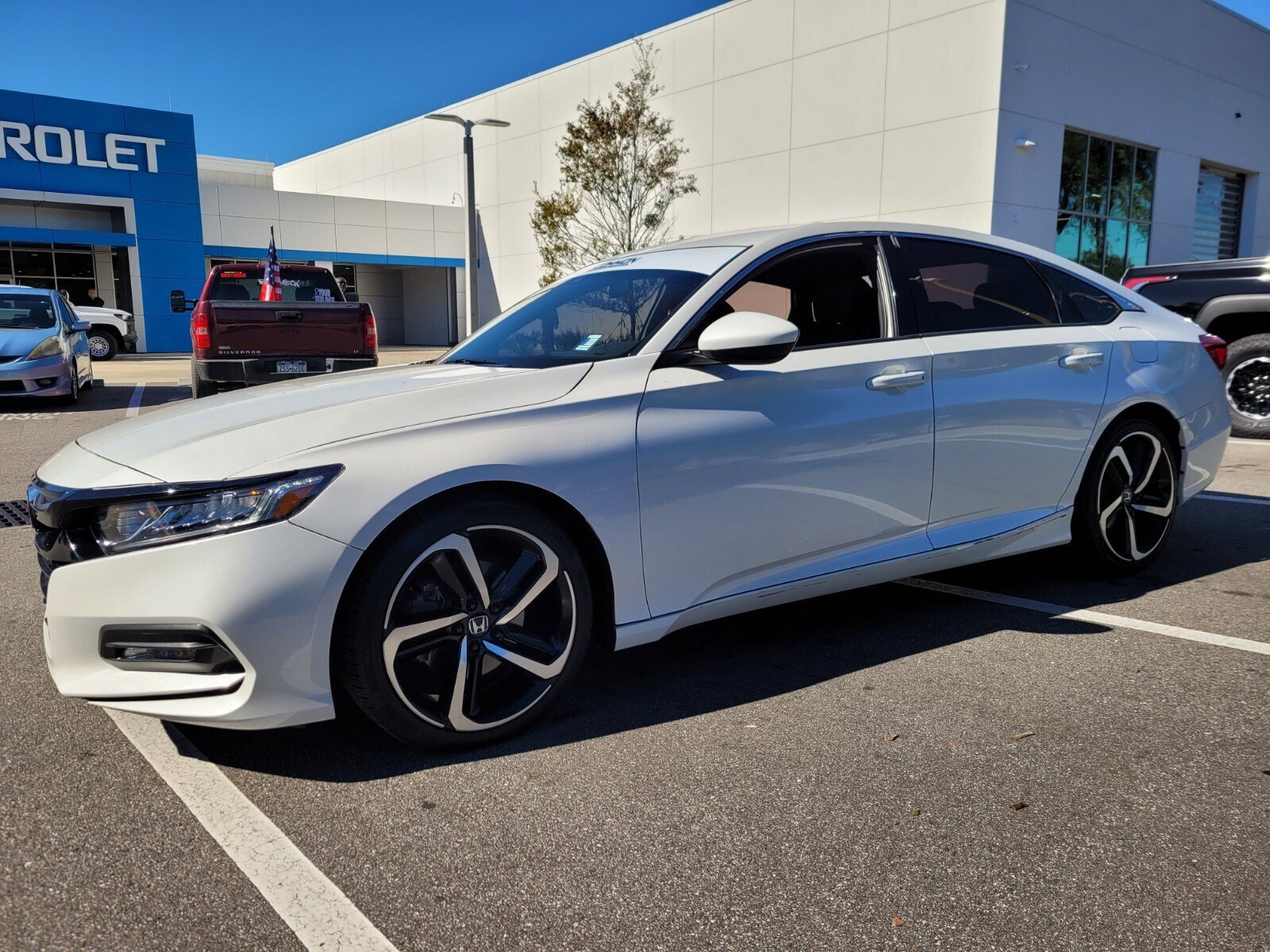 2020 Honda Accord Sport's photo