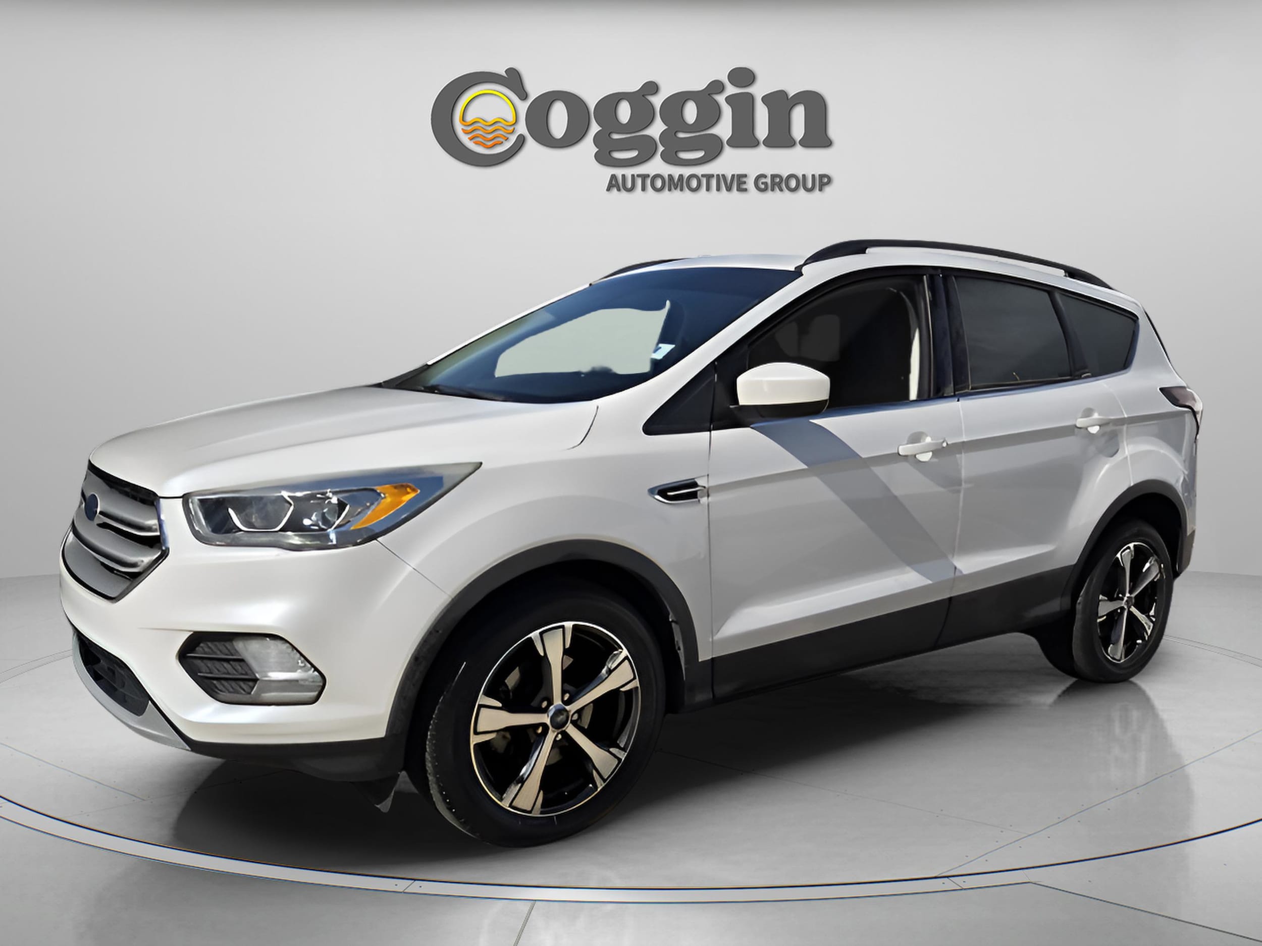 2018 Ford Escape SEL's photo