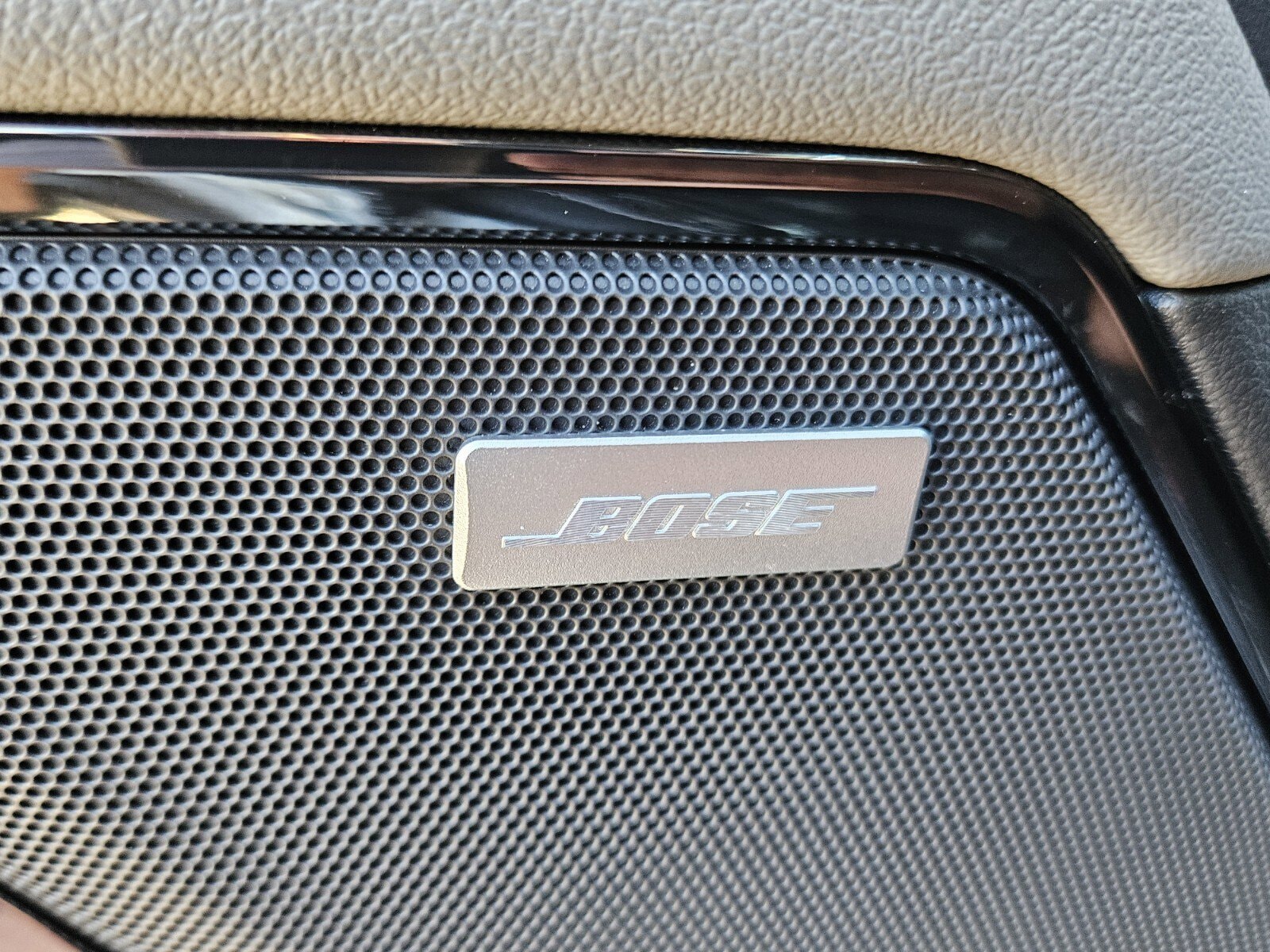 2024 Chevrolet Silverado 1500 ZR2 photo 4