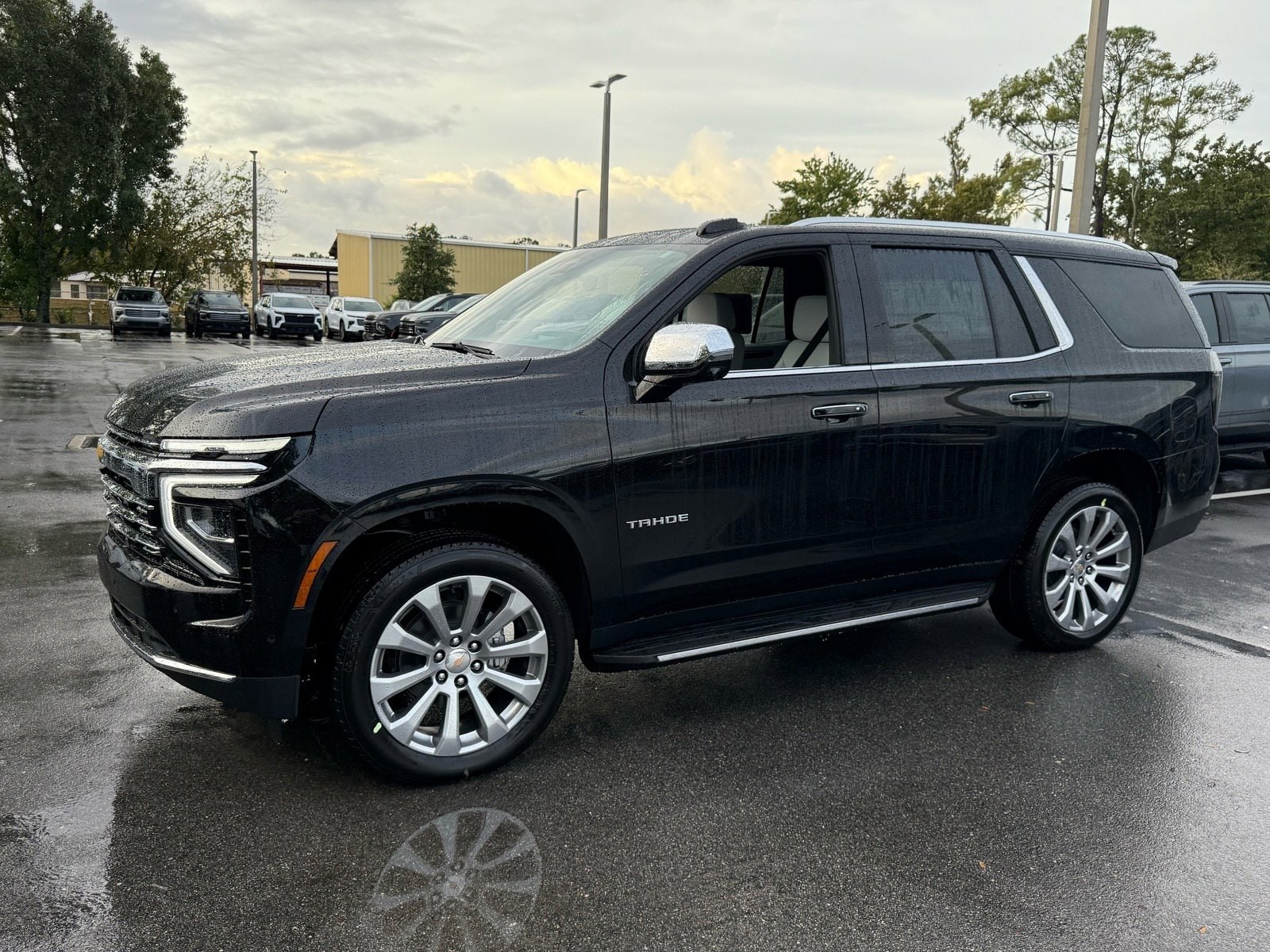2026 Chevrolet Tahoe Premier's photo