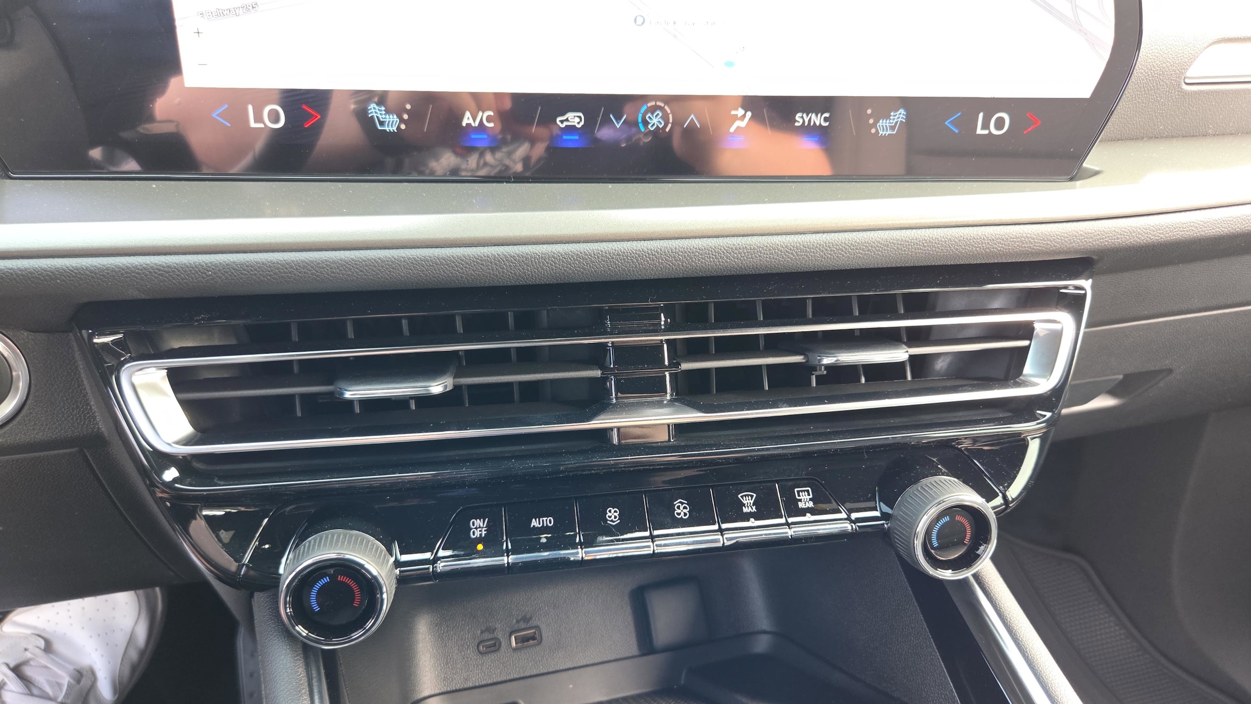 2026 Chevrolet Traverse LT - Photo 20
