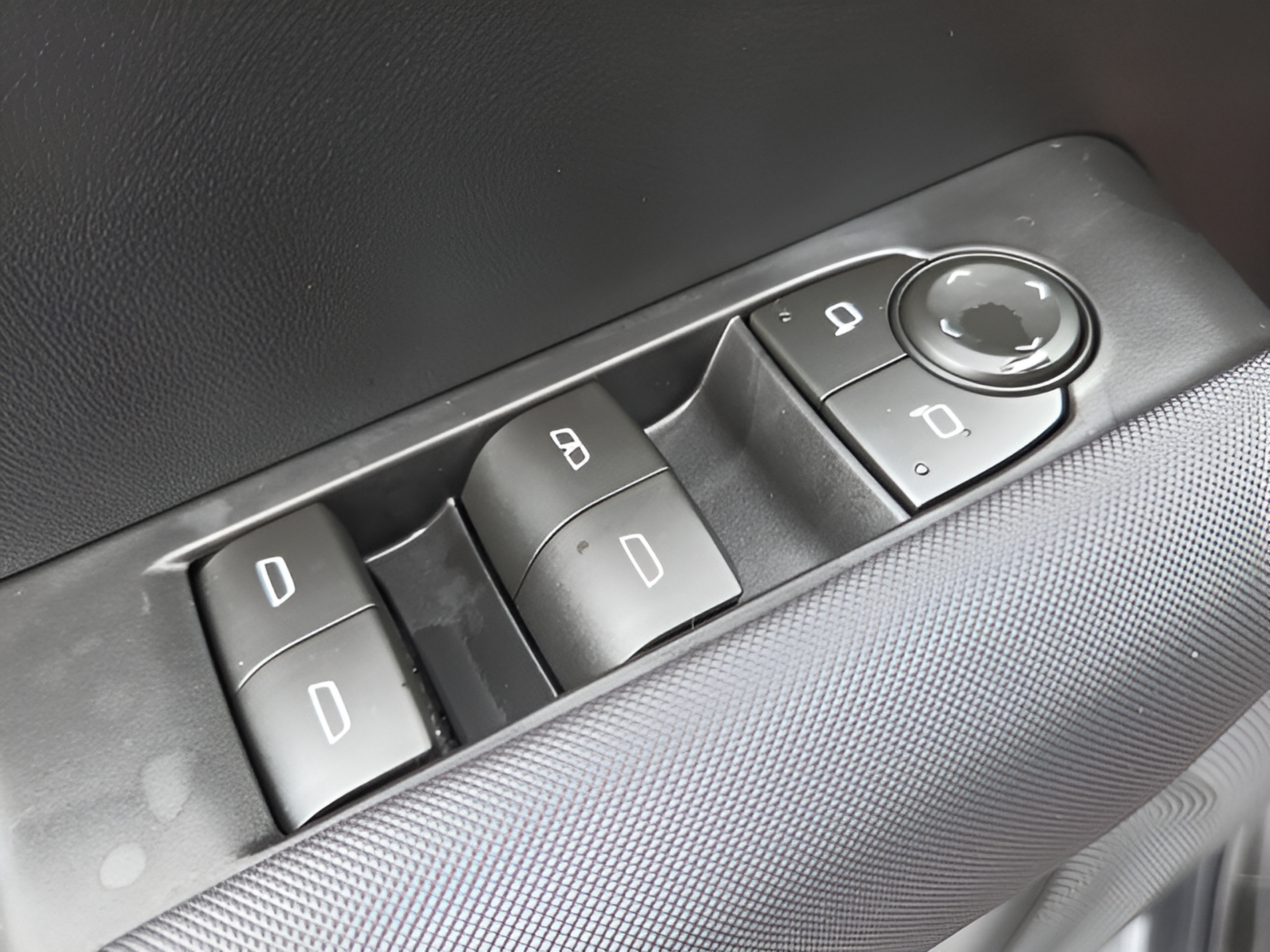 2026 Chevrolet Colorado Z71 - Photo 31