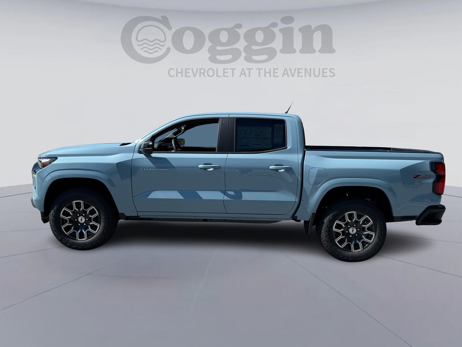 2026 Chevrolet Colorado Z71 photo 3