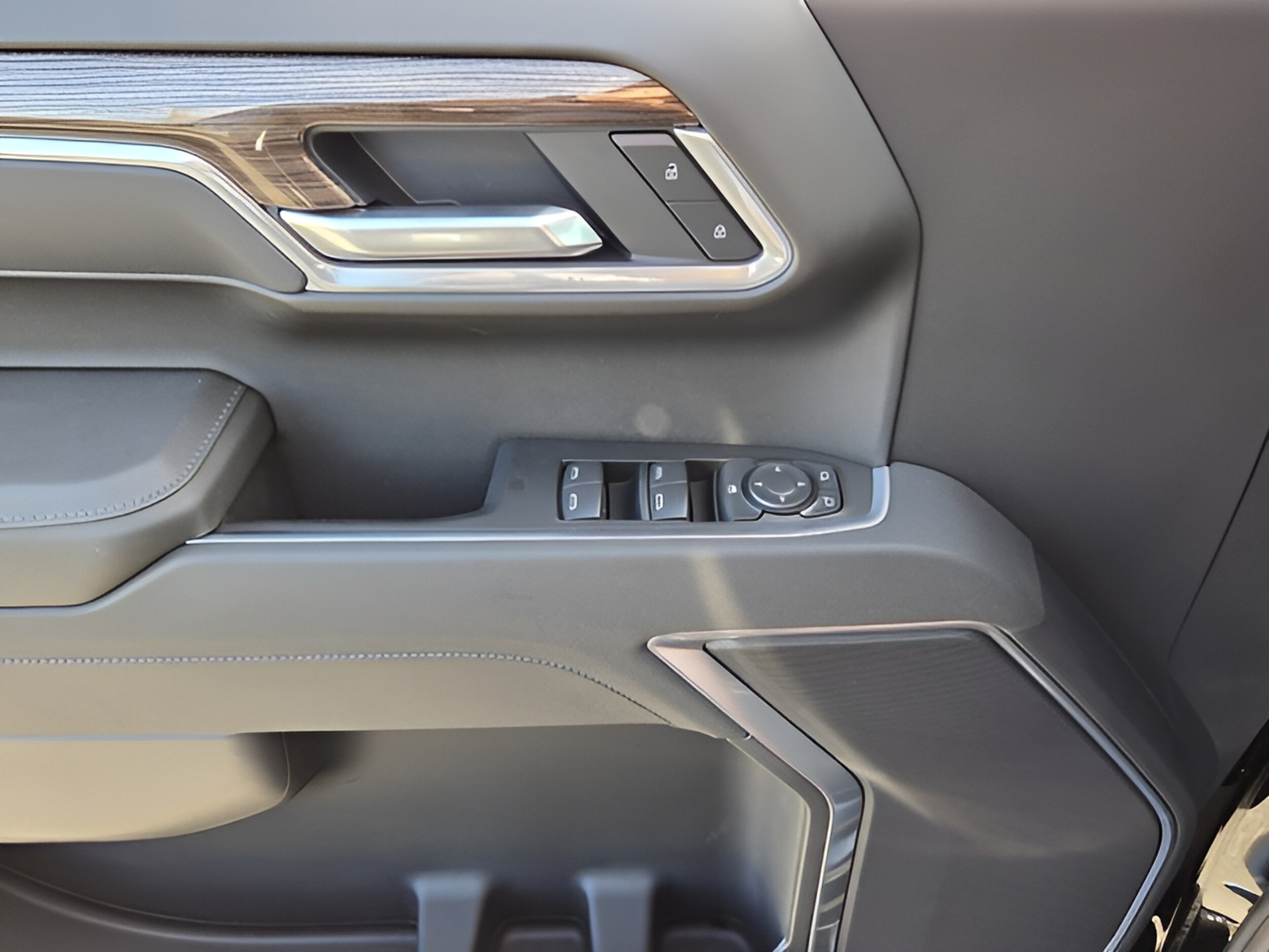 2026 Chevrolet Silverado 1500 RST - Photo 28