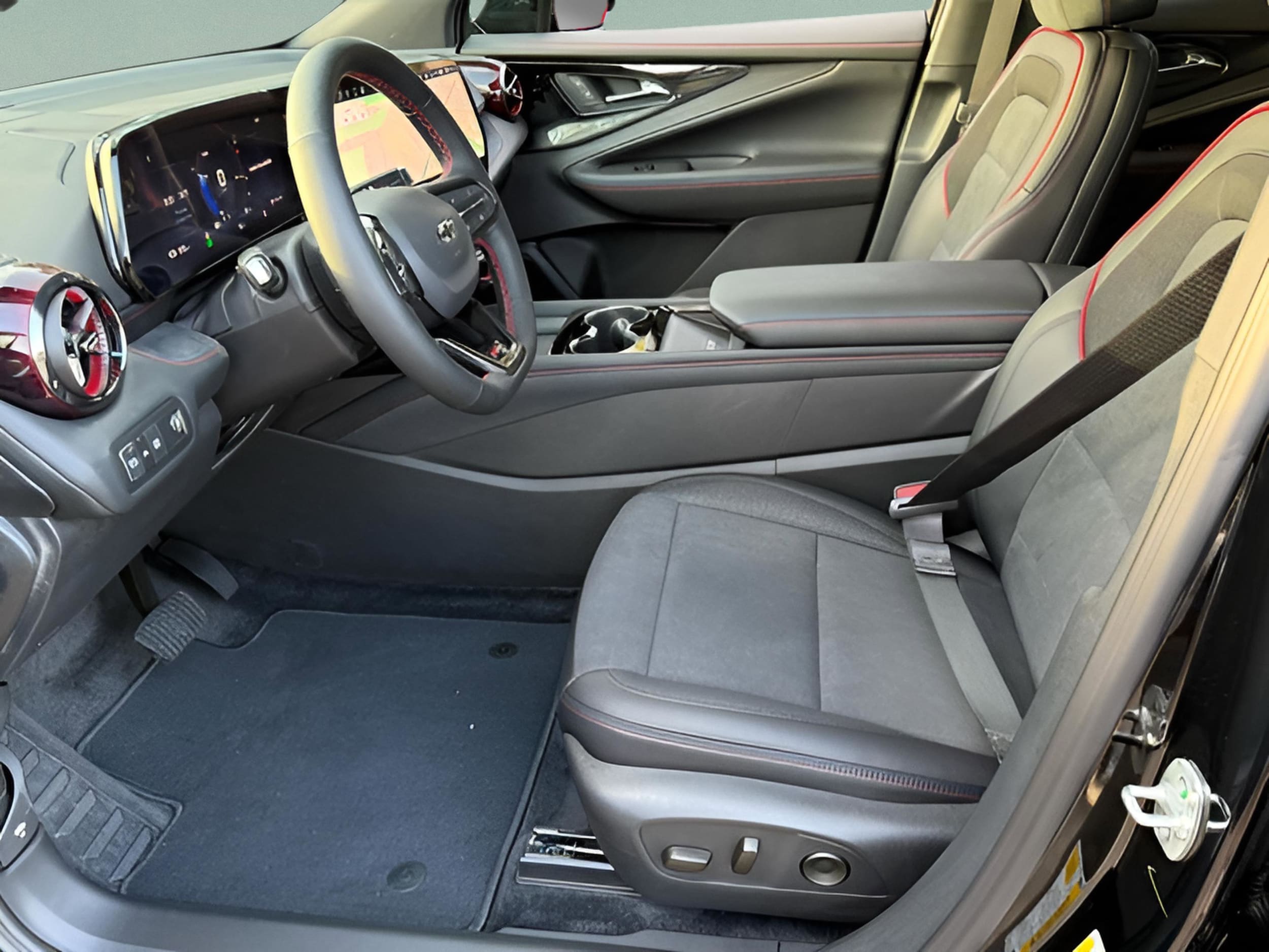 2025 Chevrolet Blazer EV RS - Photo 10