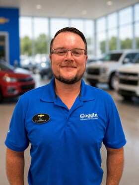 Staff member CJ Lewis from ID_a6685c8082e3