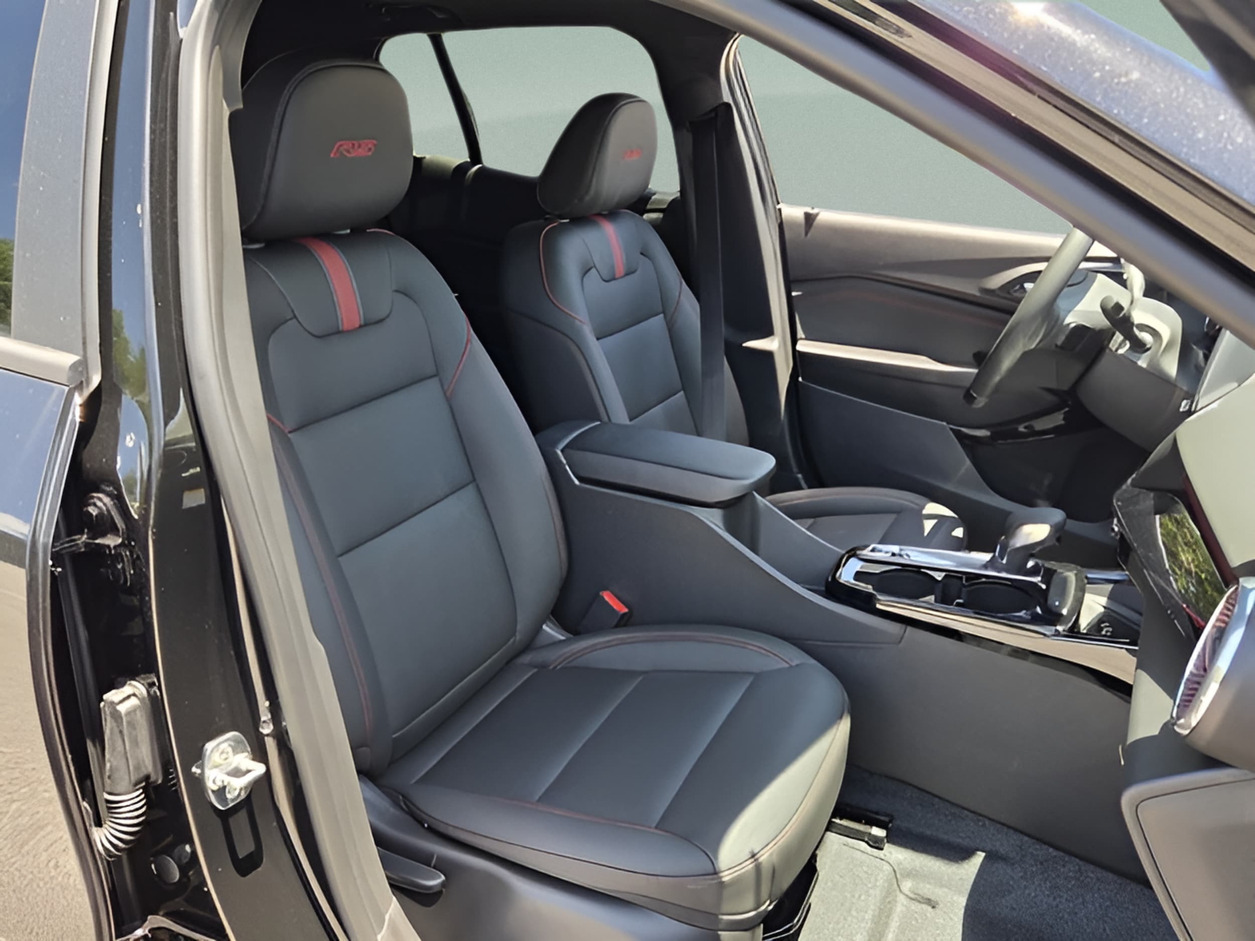 2026 Chevrolet Trax RS - Photo 16