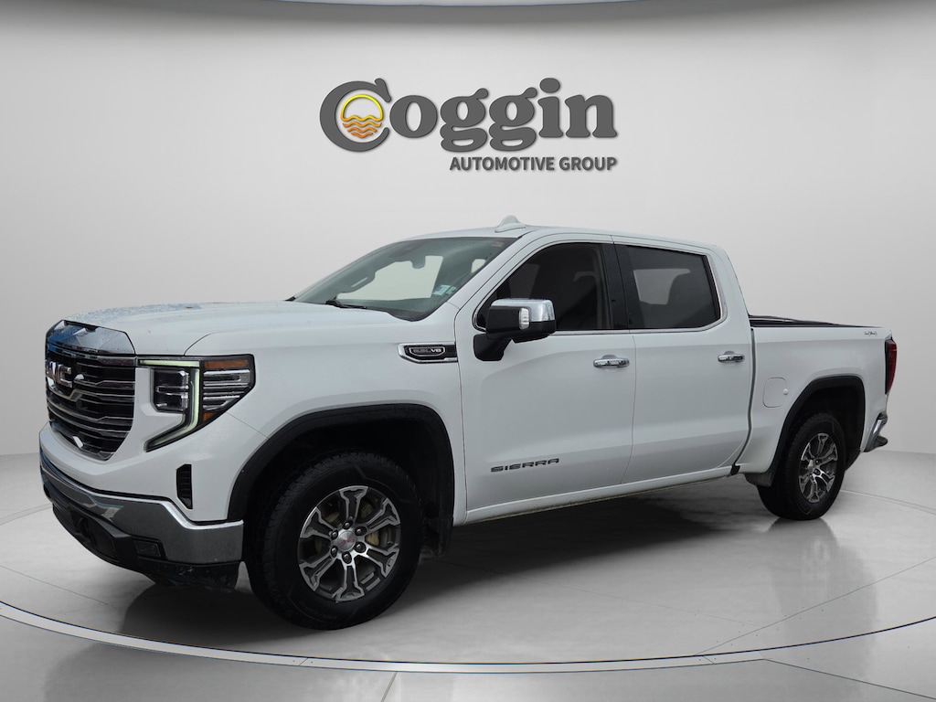 Used 2024 GMC Sierra 1500 SLT Truck Crew Cab